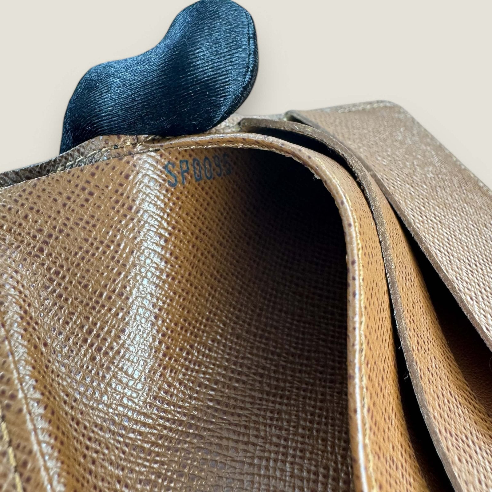 Authentic Louis Vuitton date code 2005 wallet