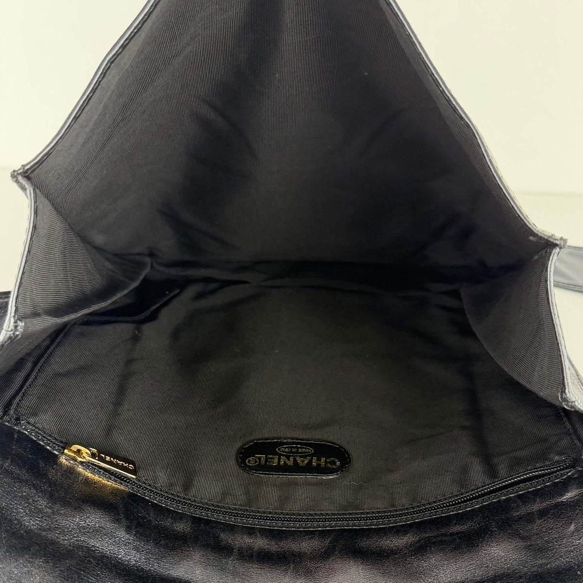 Interior original Chanel bag