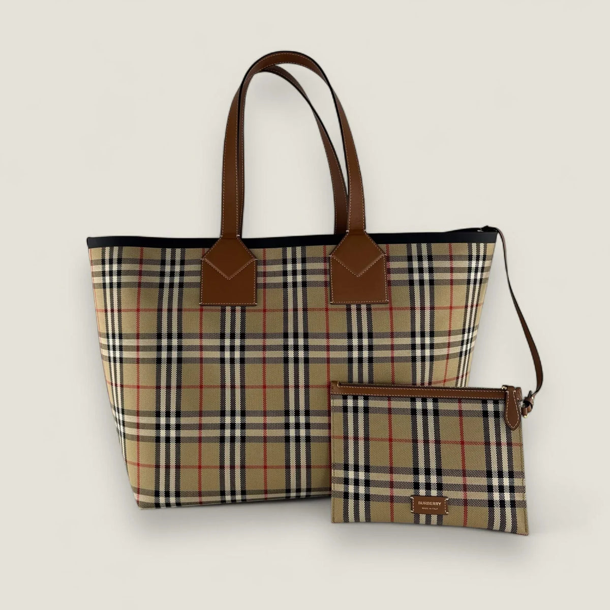 Burberry London tote with pouch – pre-owned