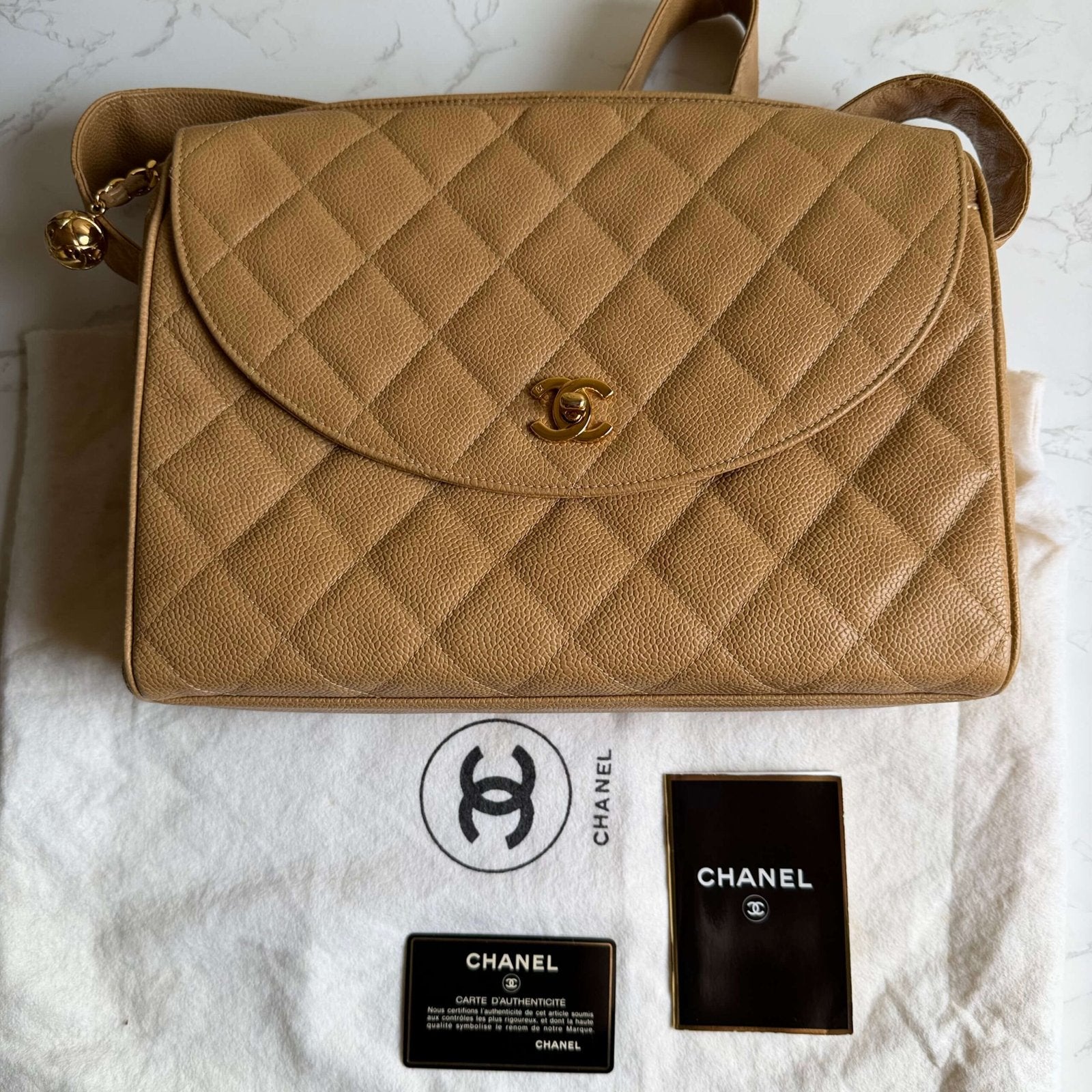 Chanel beige vintage Chanel shoulder bag full set