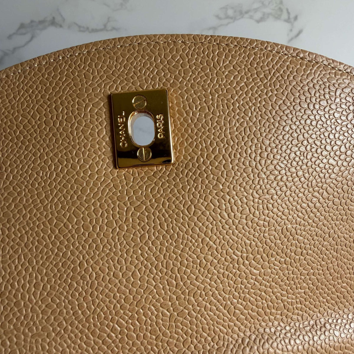 Chanel elegant vintage camera bag caviar