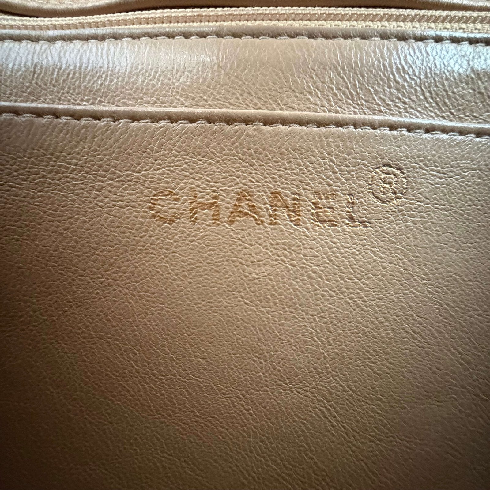 Chanel lambskin flapbag authentic