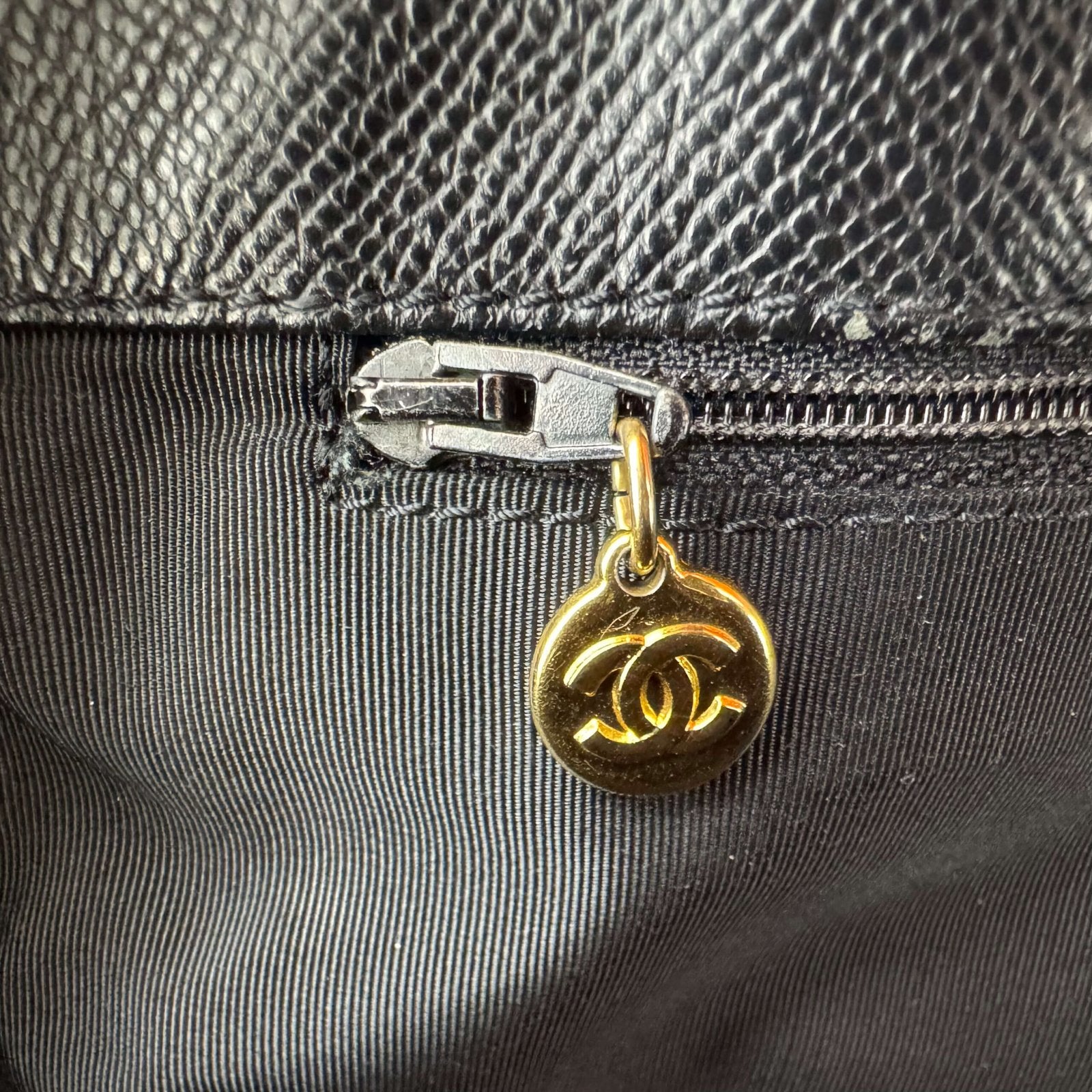 Chanel zipper vintage bag hardware 24k gold-plated