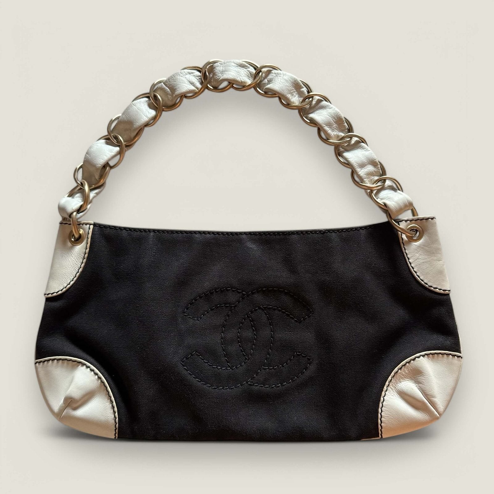 Chanel shoulder bag black white chunky mat gold chain