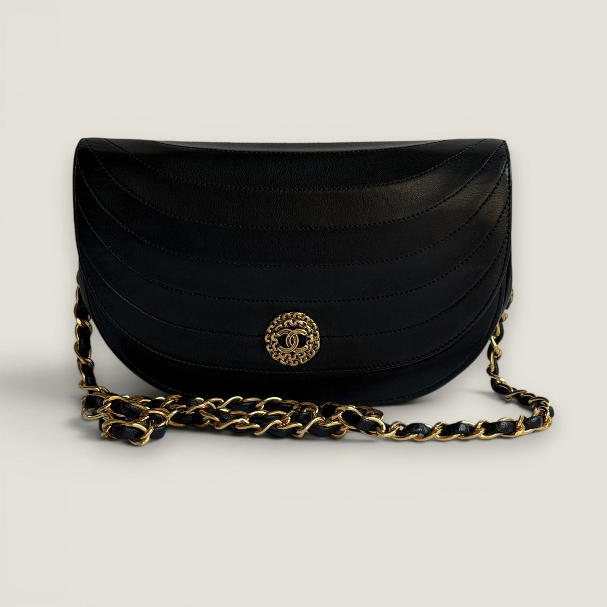 Chanel vintage half moon flap black