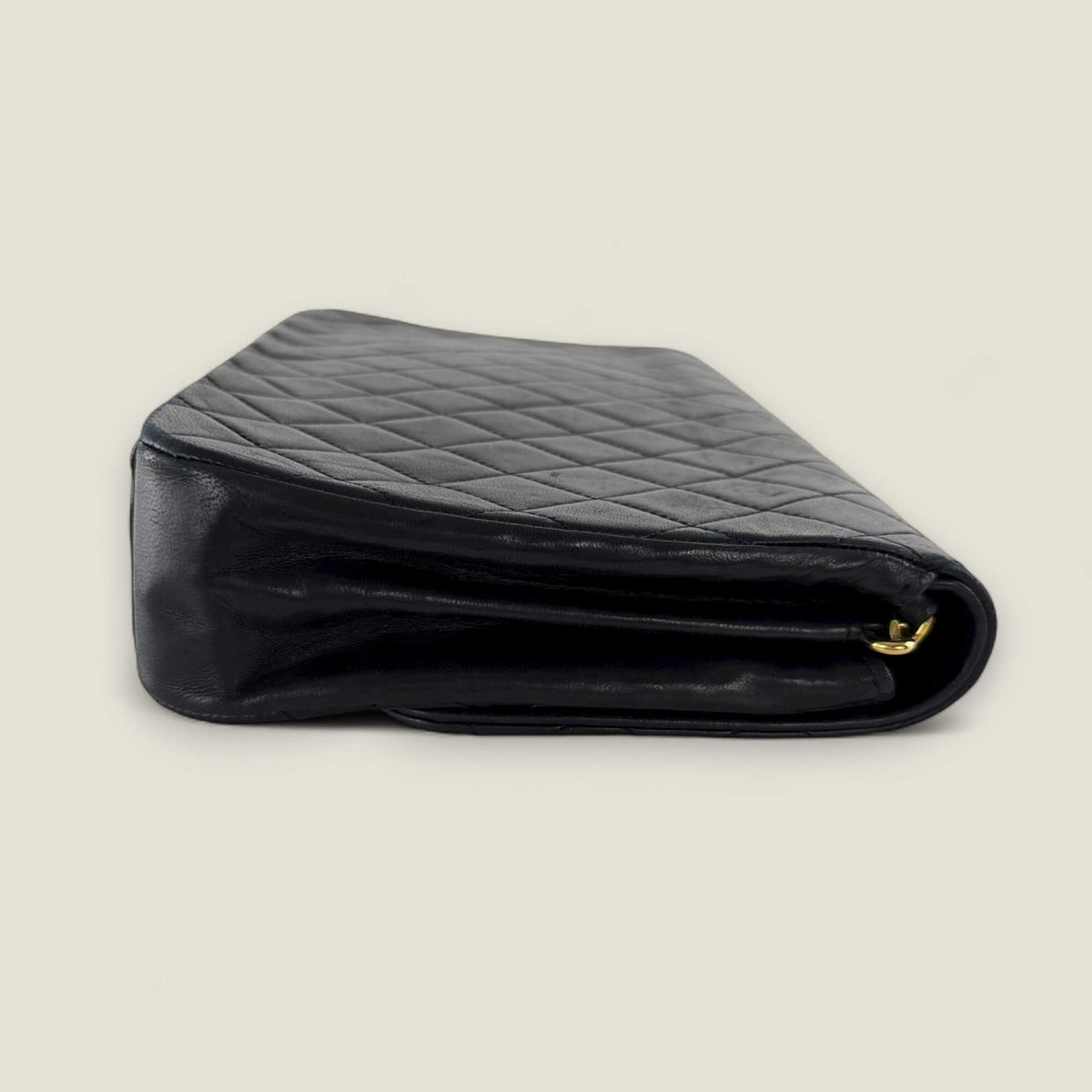 Chanel vintage matelasse single flap good condition