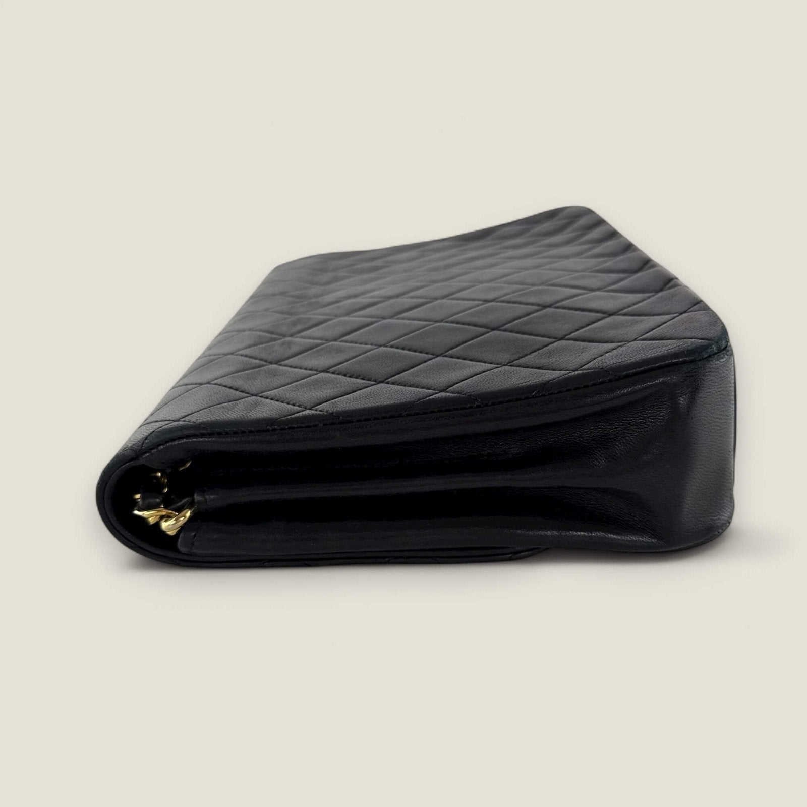 Chanel vintage matelasse single flap 1980s