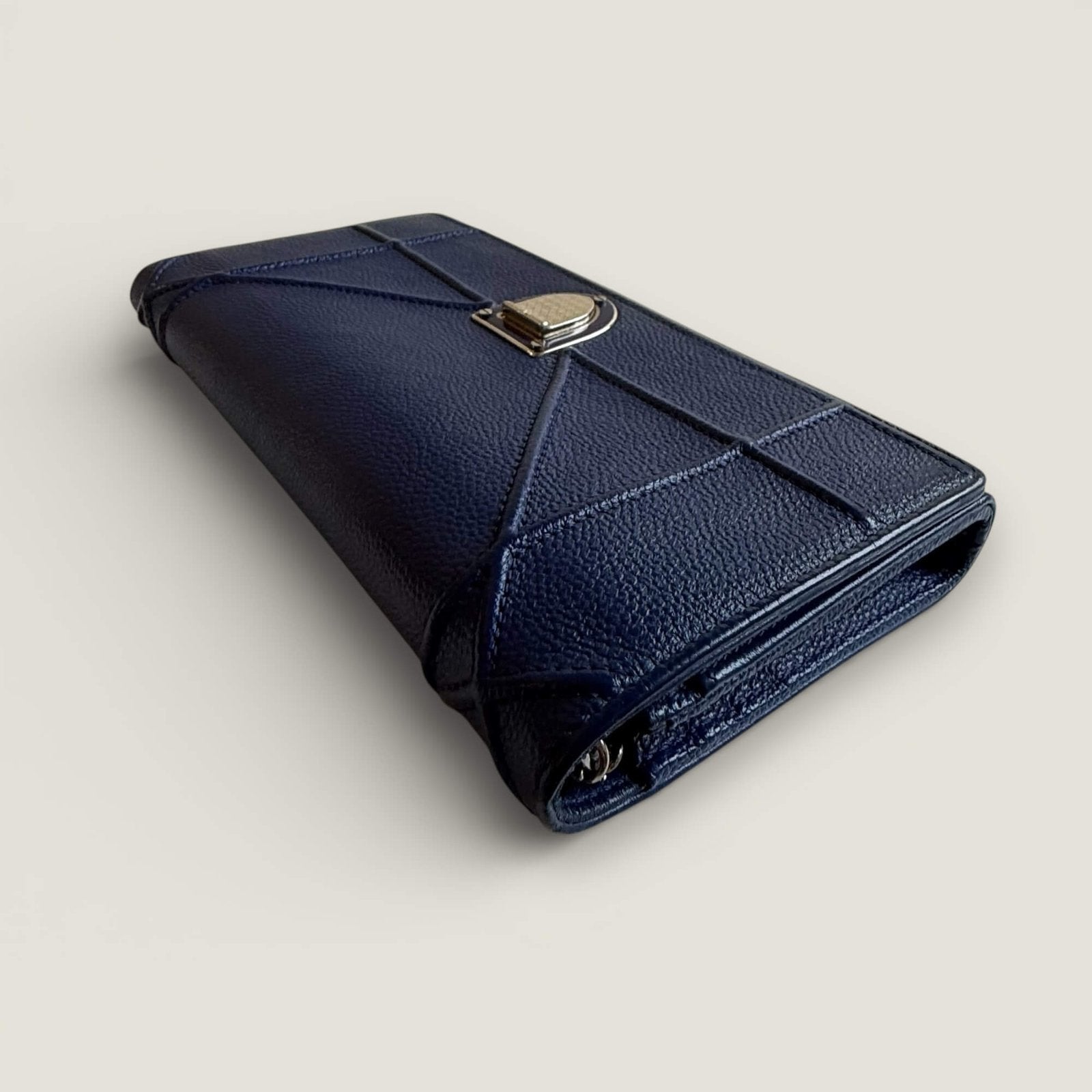 Dior Diorama Croisiere WOC interior card slots