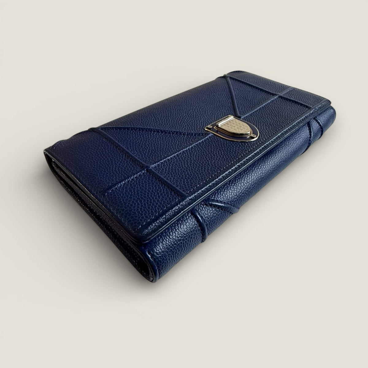 Dior Diorama Croisiere WOC detail leather texture blue