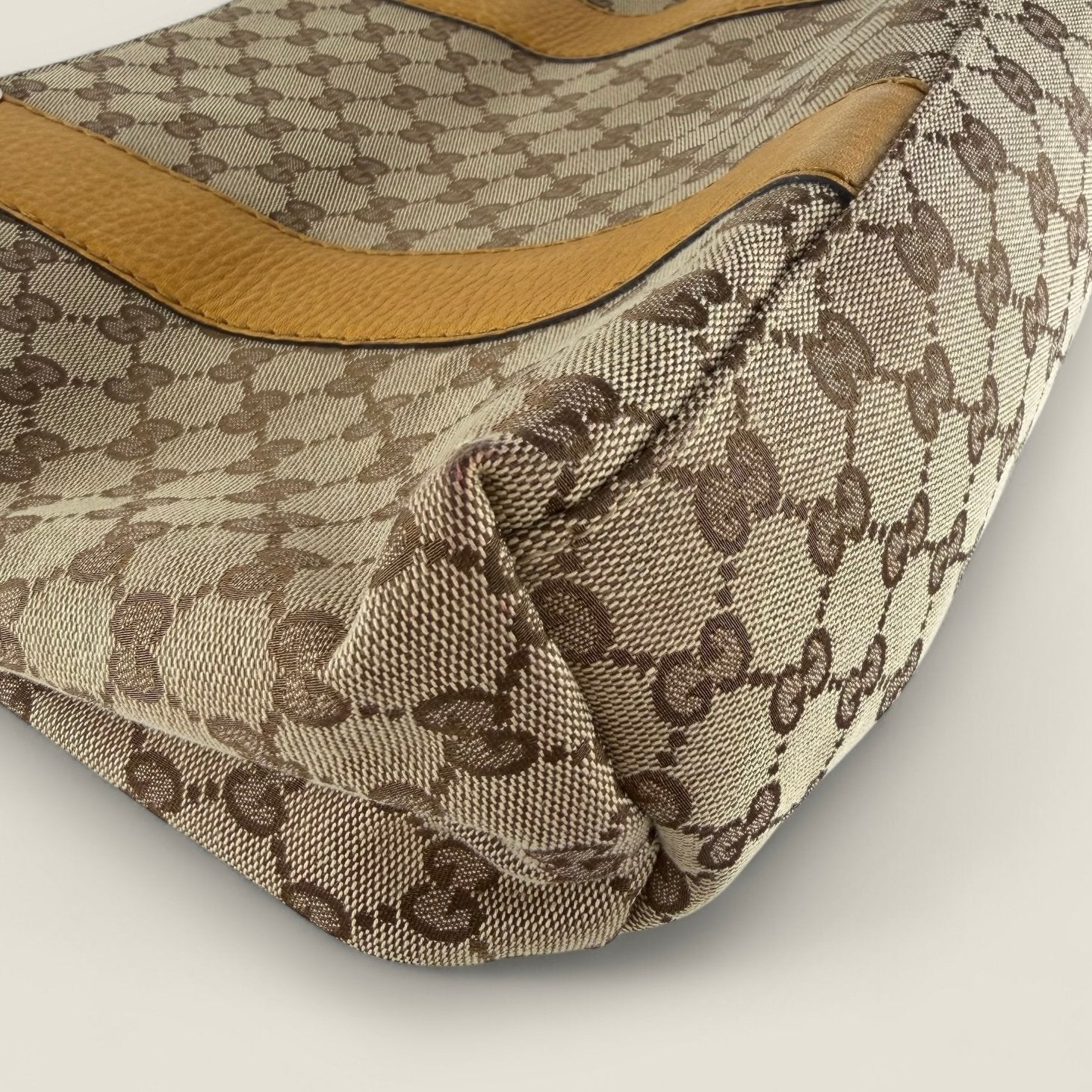 Gucci Libeccio bag