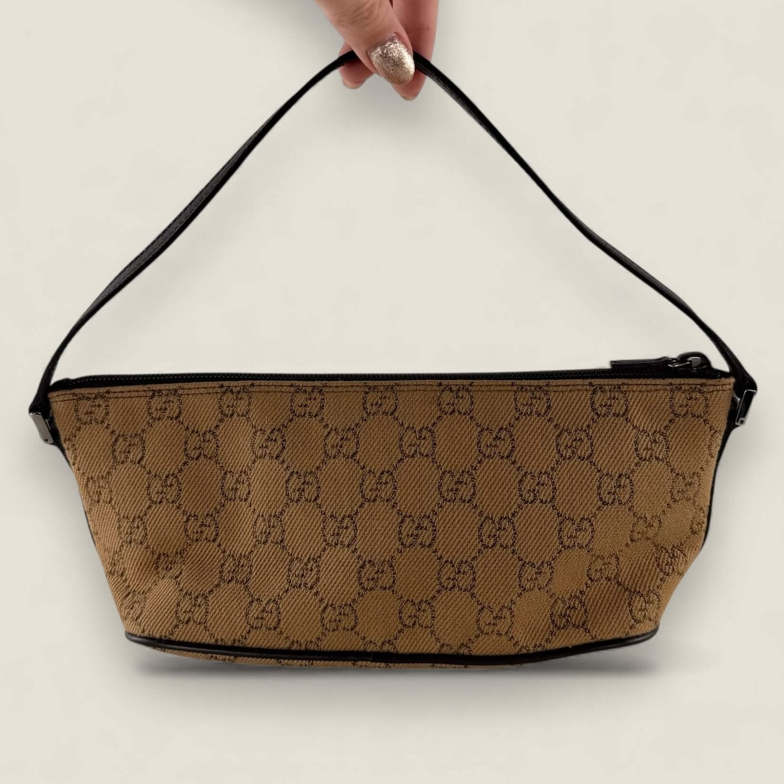 Gucci gg supreme boat bag back
