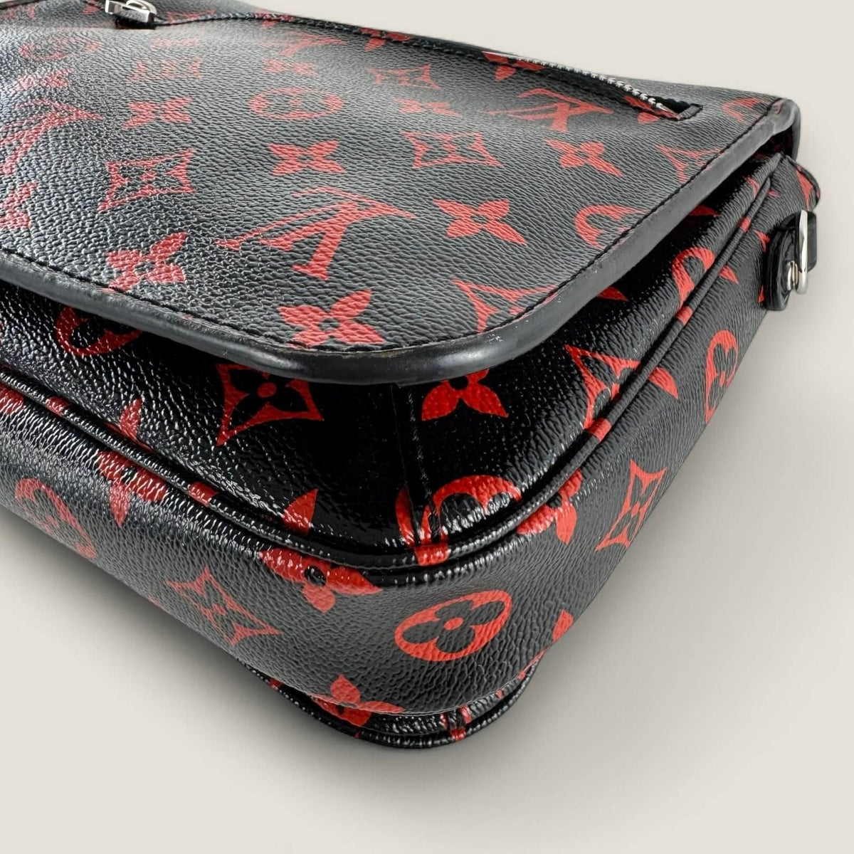Hoekjes tweedehands Louis Vuitton tas