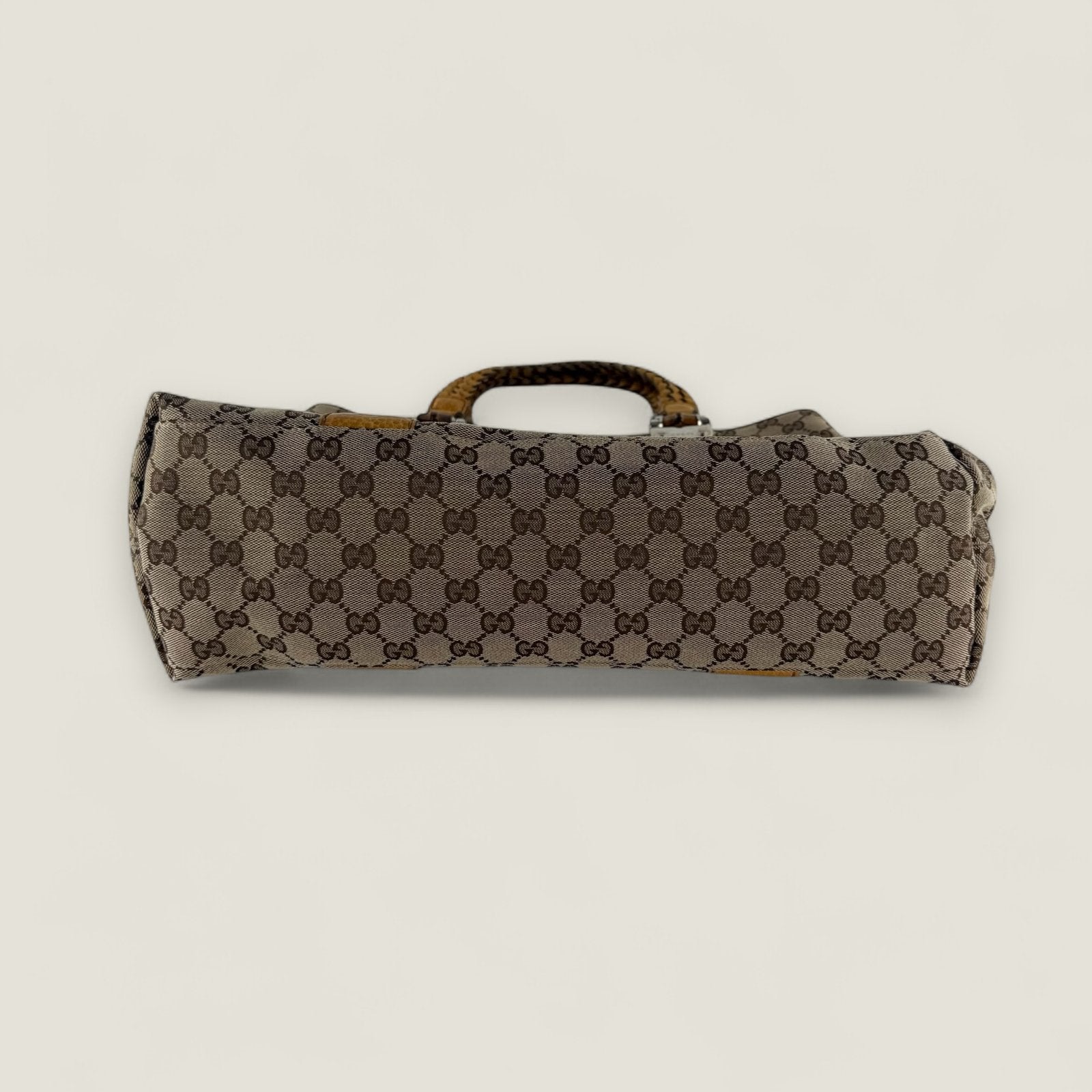 Bottom Gucci GG Supreme canvas bag