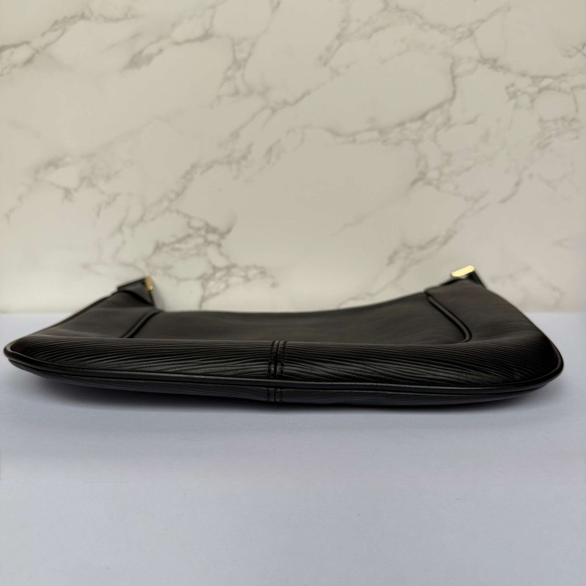 Bottom Louis Vuitton Matsy epi leather black pre-owned
