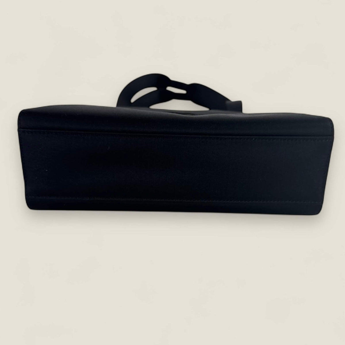 original pre-owned Chanel pouch