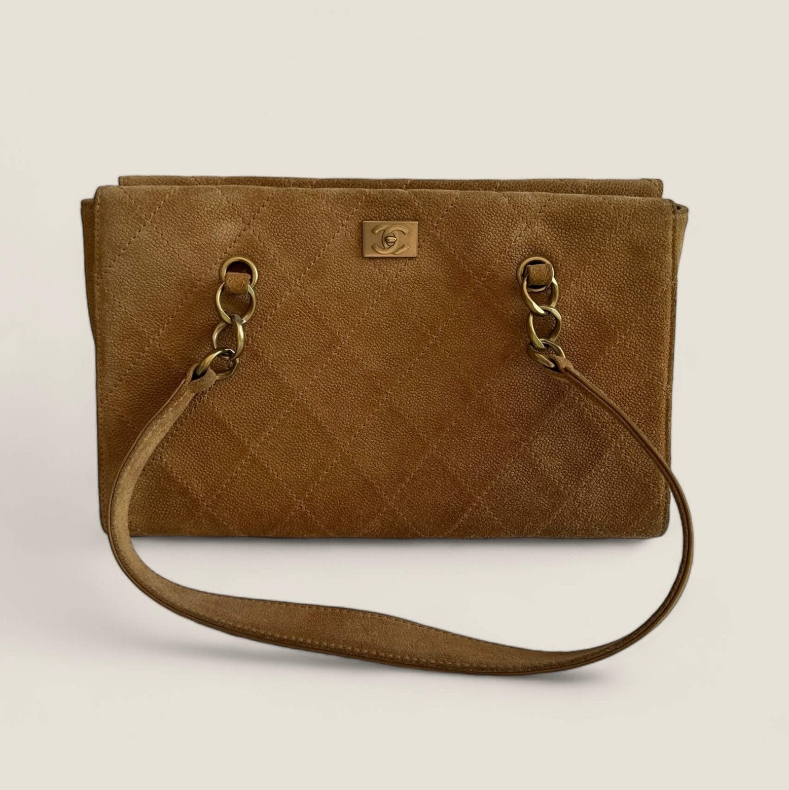 Pre-owned Chanel quilted suede tote 2002- 2003