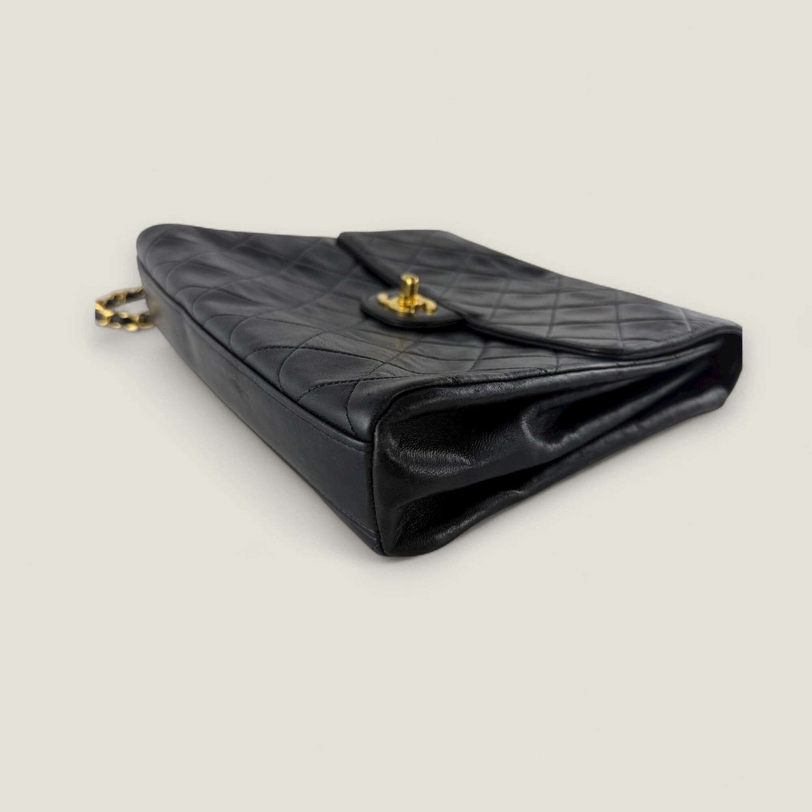 Pre-owned Chanel bag vintage