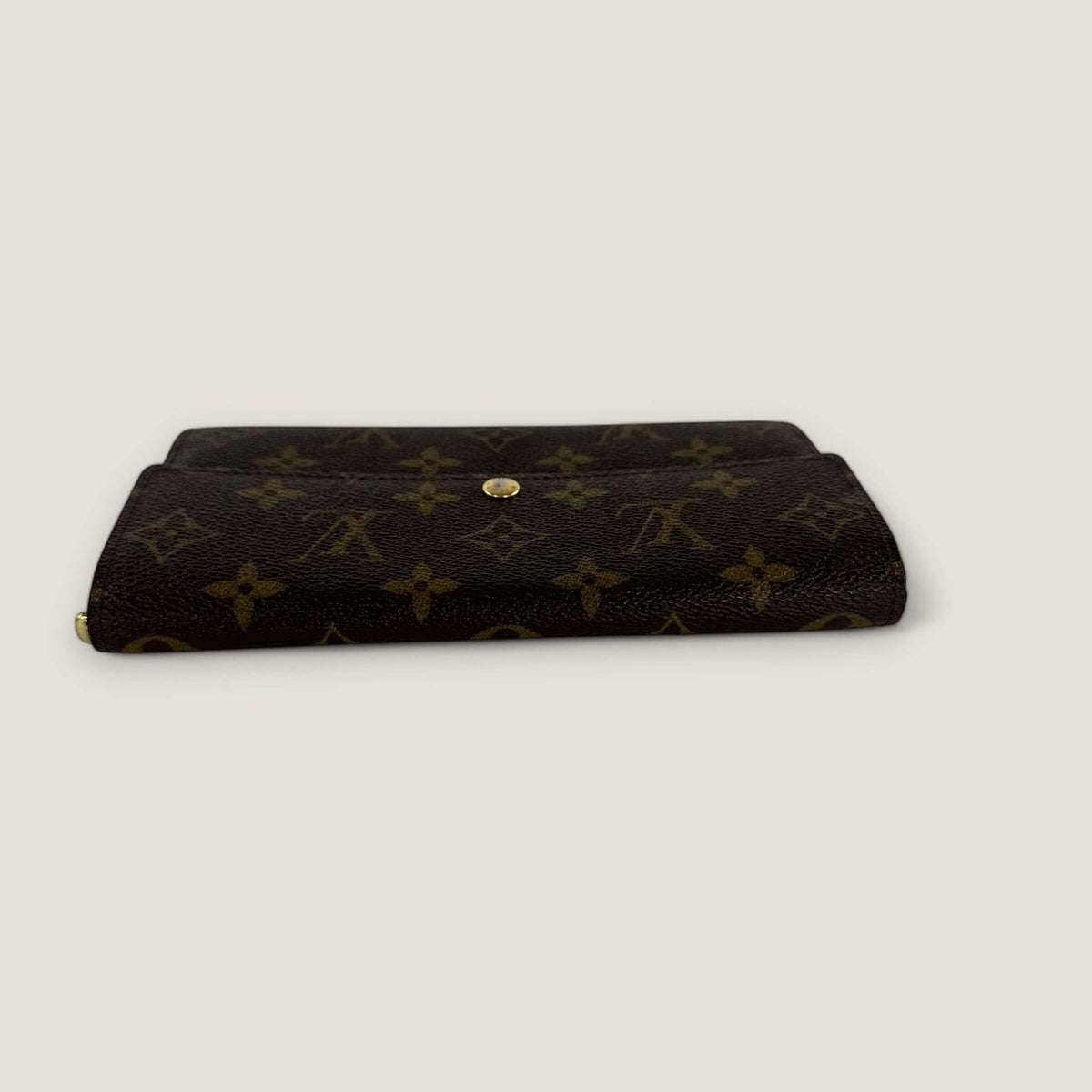 Pre-owned authentic Louis Vuitton wallet large model