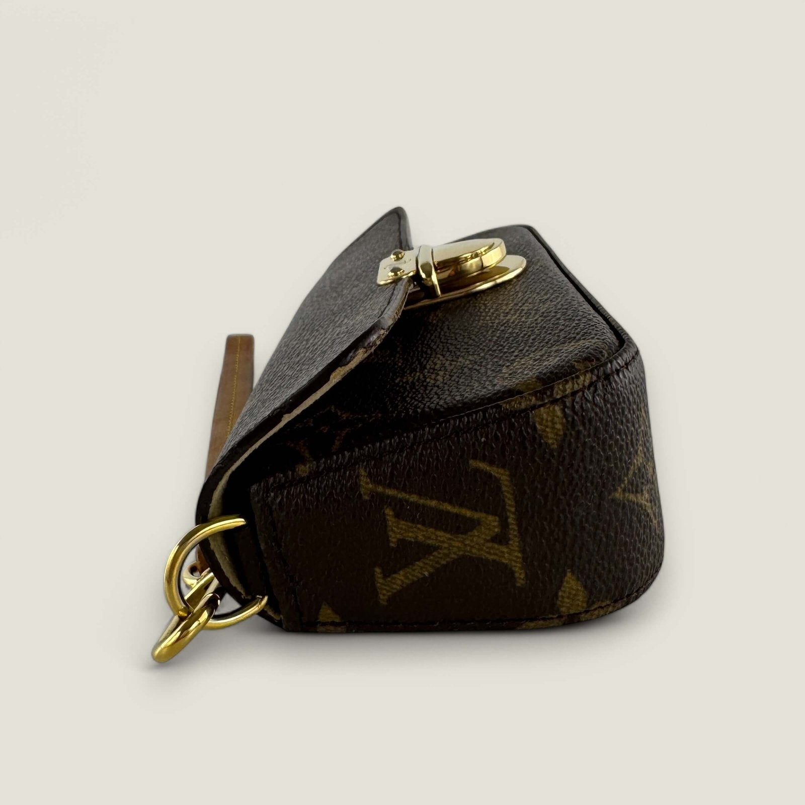 Purse Curse pre-owned designer items authentic