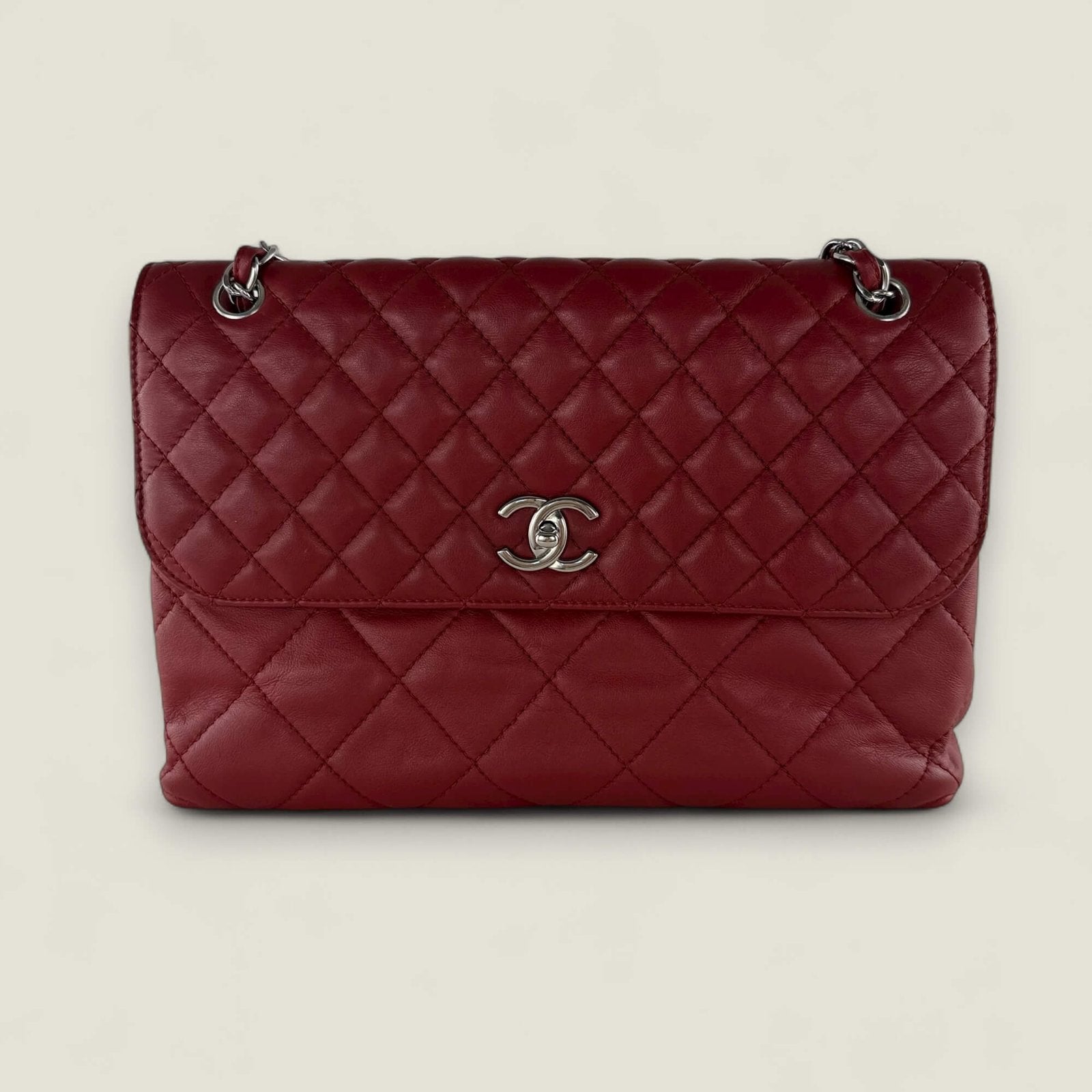 pre-owned Chanel jumbo flapbag