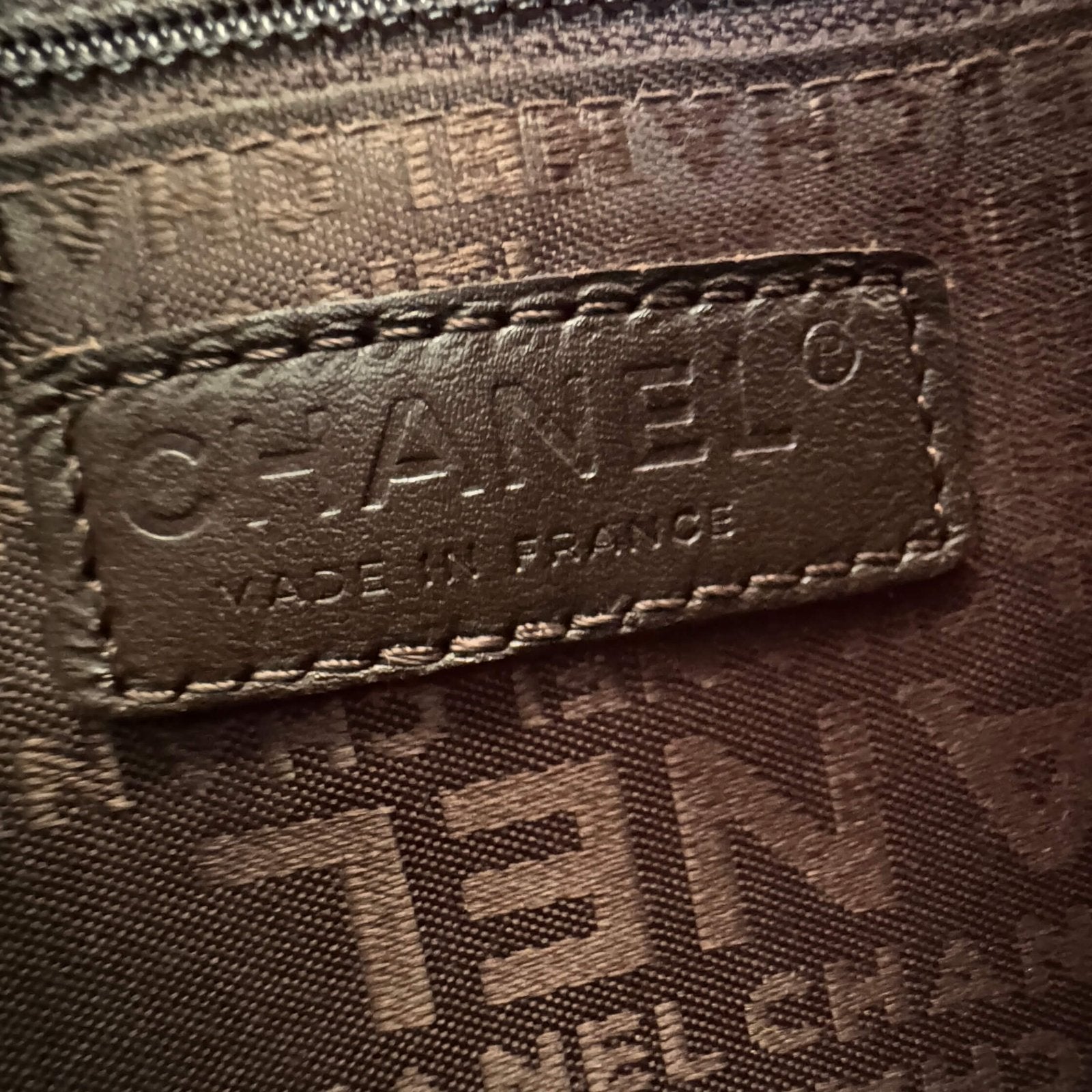 Tweedehands Chanel tas caviar leer chocolate bar tote bruin