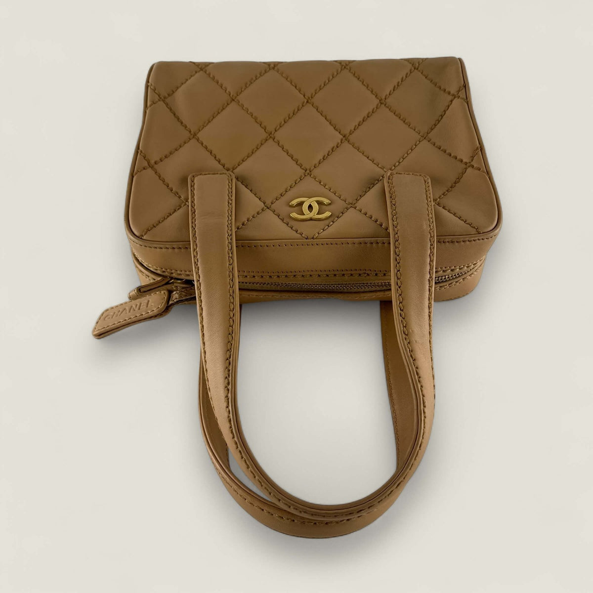 Pre-owned Chanel wild stitch handbag beige