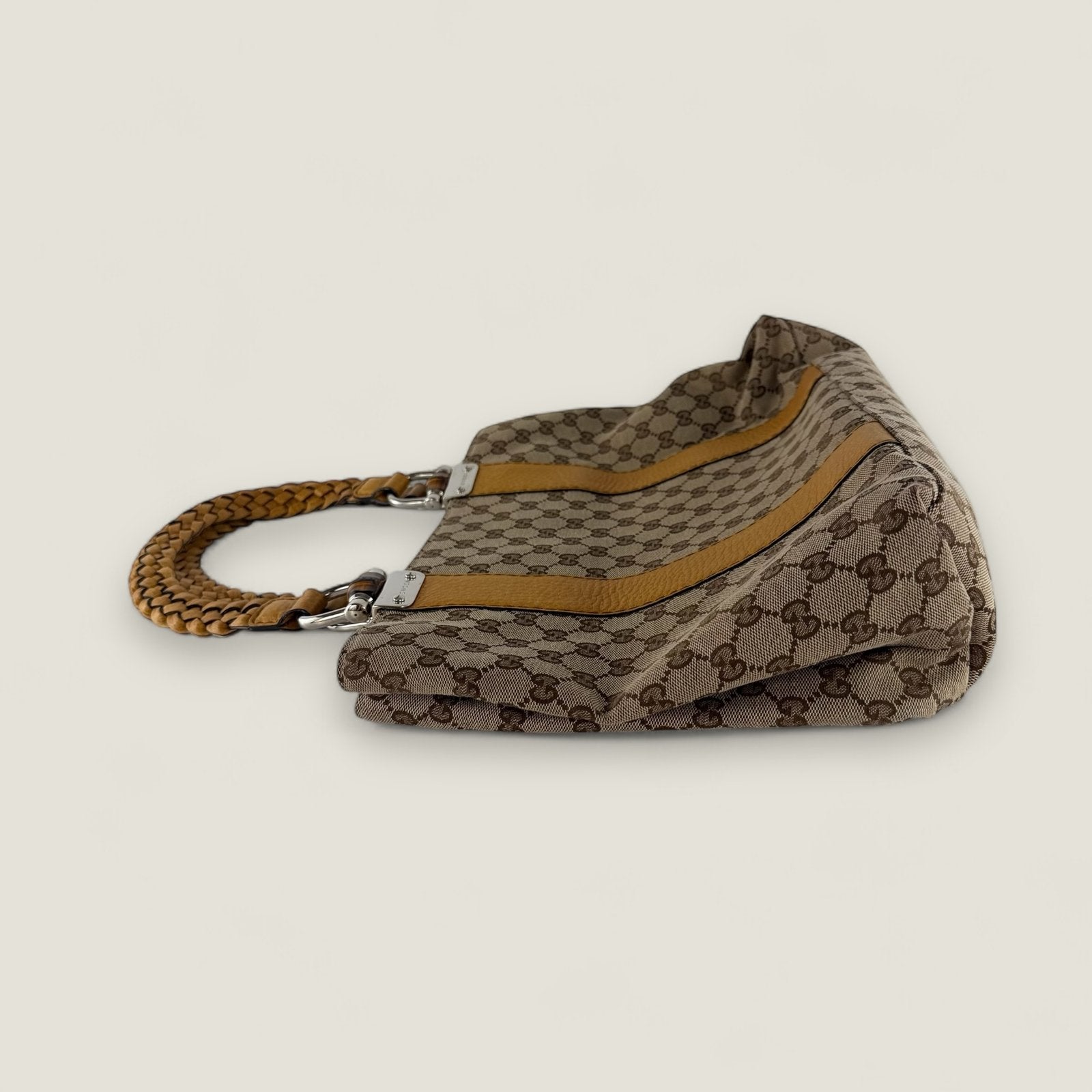 Pre-owned Gucci designer handbag canvas