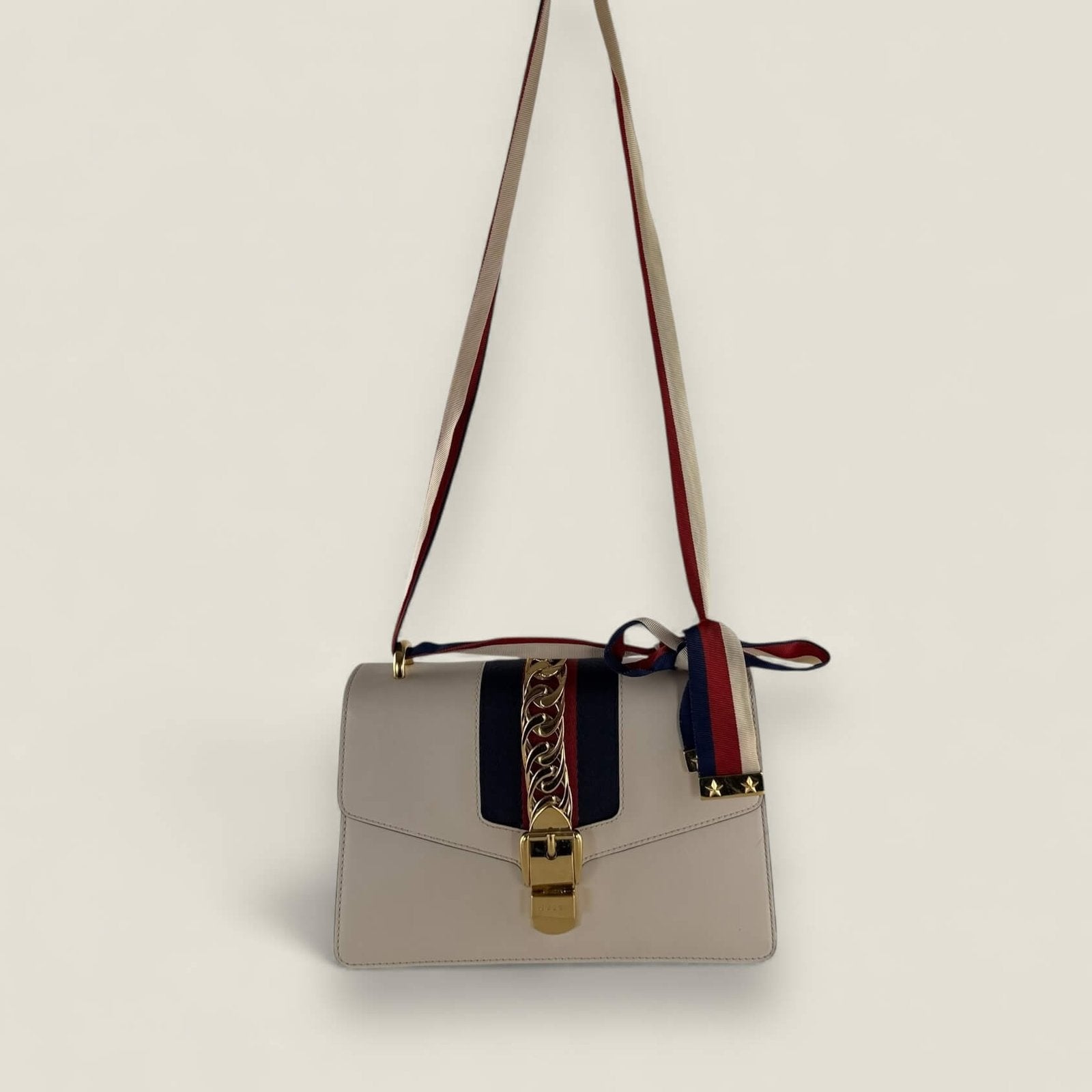 Pre-owned Gucci small Sylvie shoulder bag calfskin