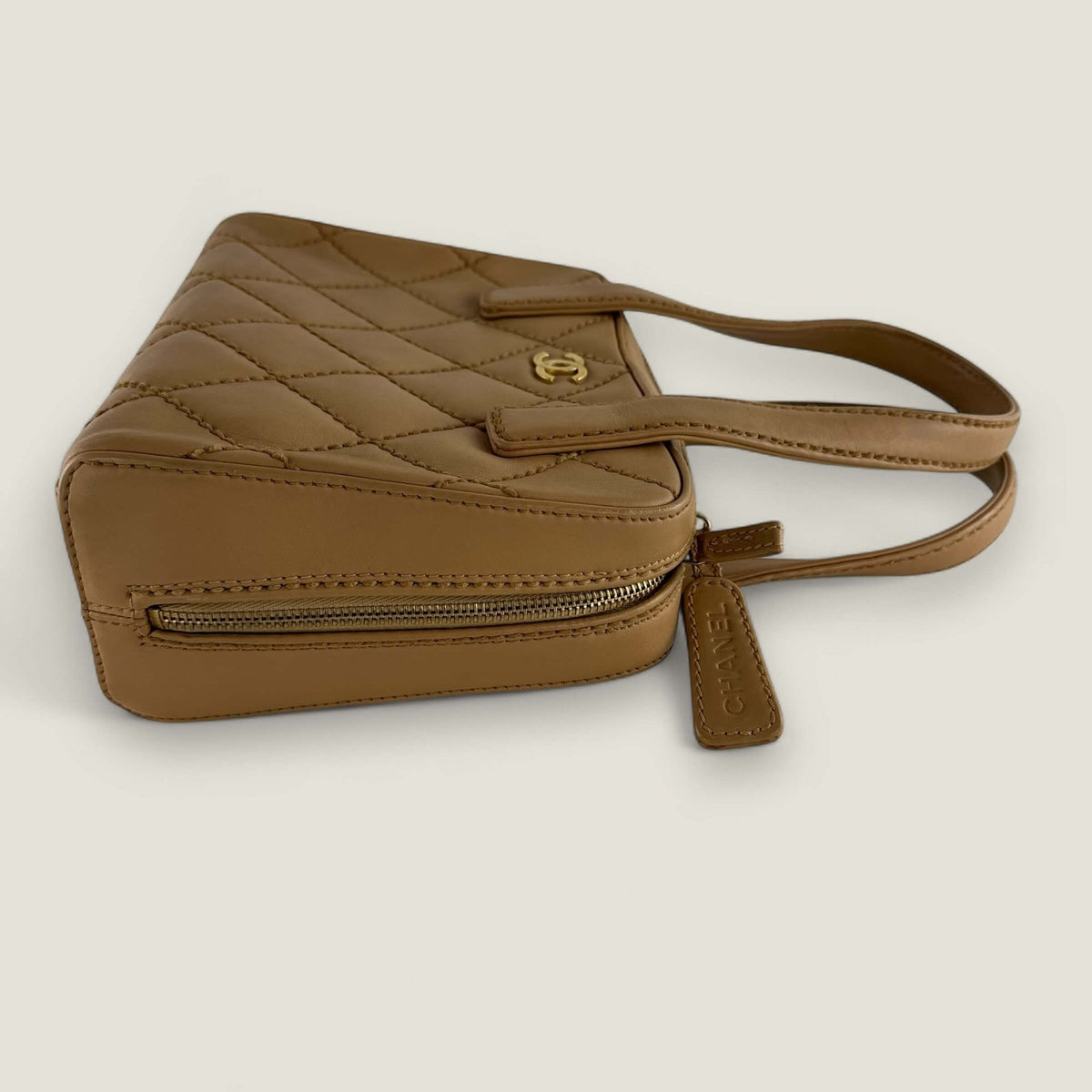 Pre-owned designer bag Chanel