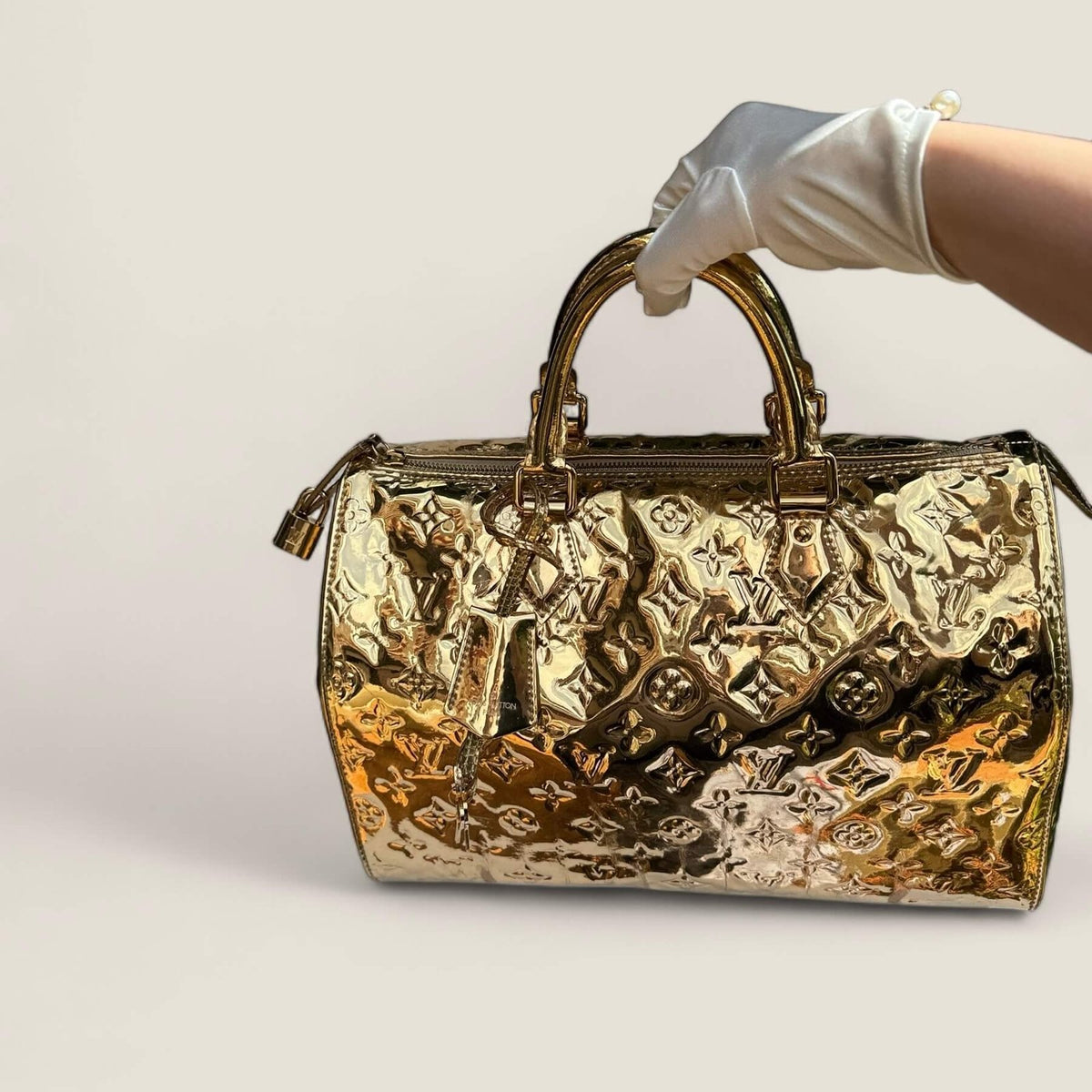 unique Louis Vuitton speedy 35 miroir