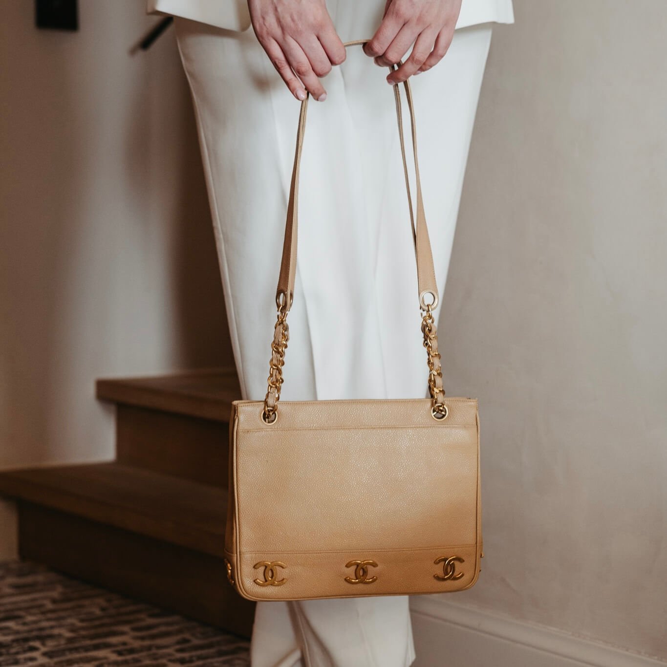 Vintage Chanel caviar shoulder bag beige