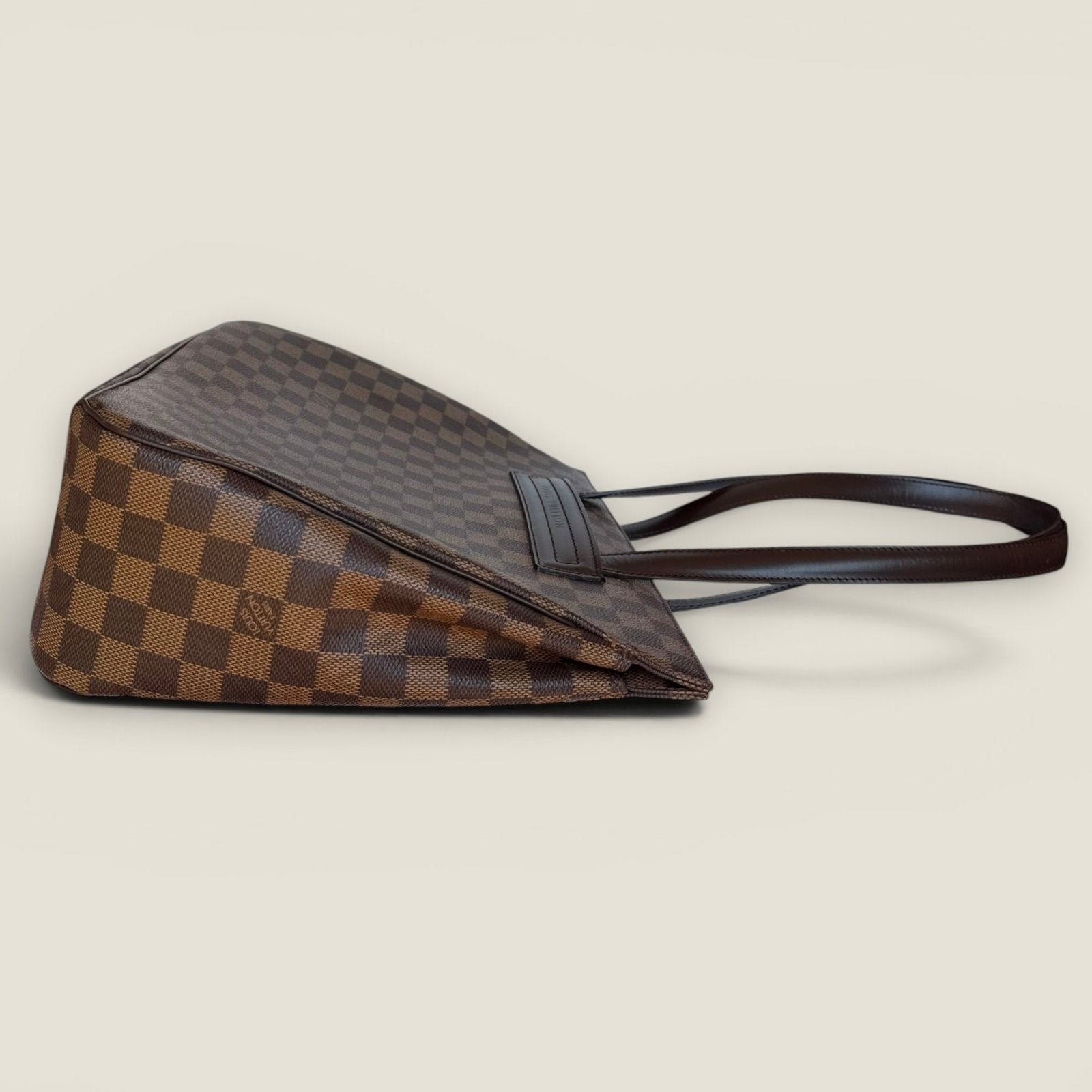 Side pre-owned Louis Vuitton Parioli PM Damier Ebene