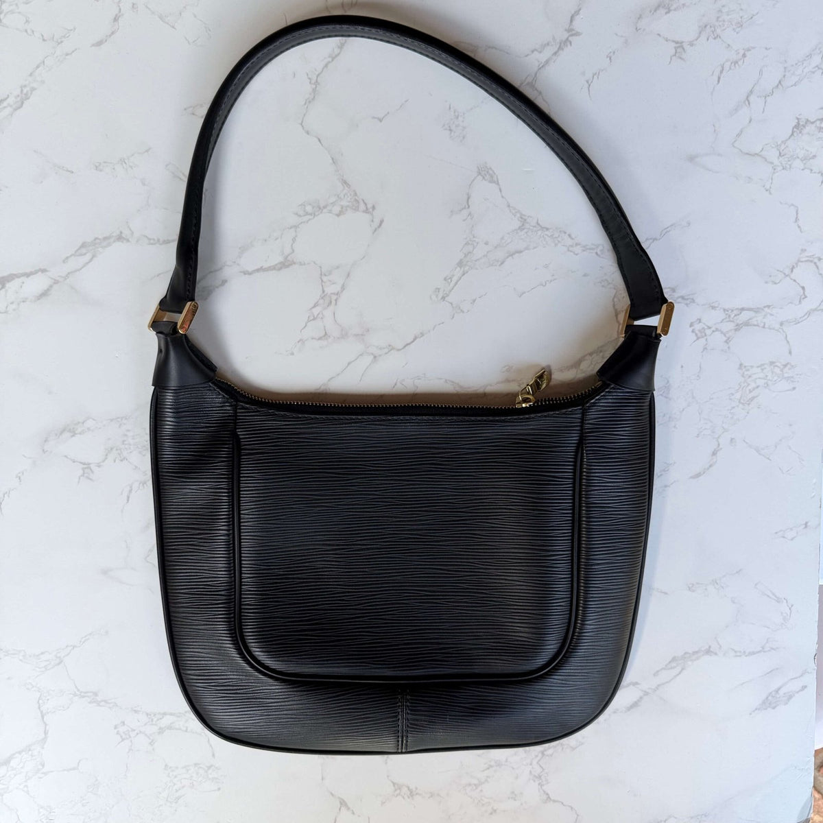 Back Pre-owned Louis Vuitton Matsy epi leather black