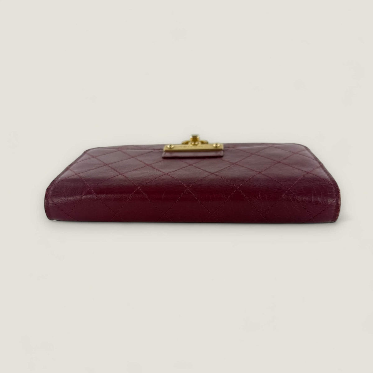 Back original Chanel wallet on chain WOC