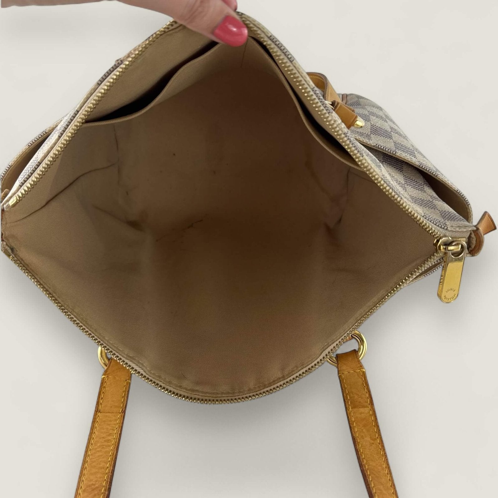 Interior authentic Louis Vuitton bag