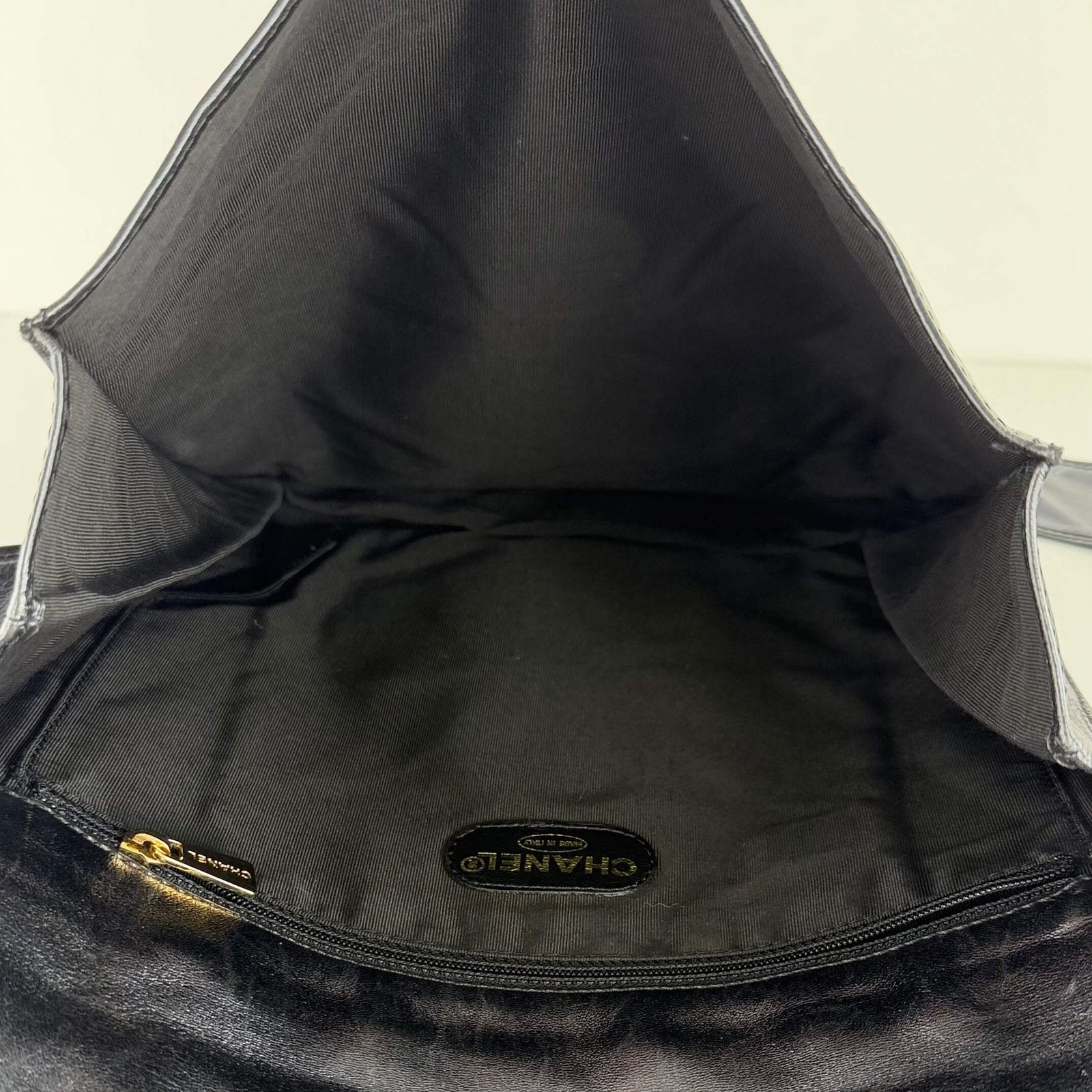 Interior original Chanel bag