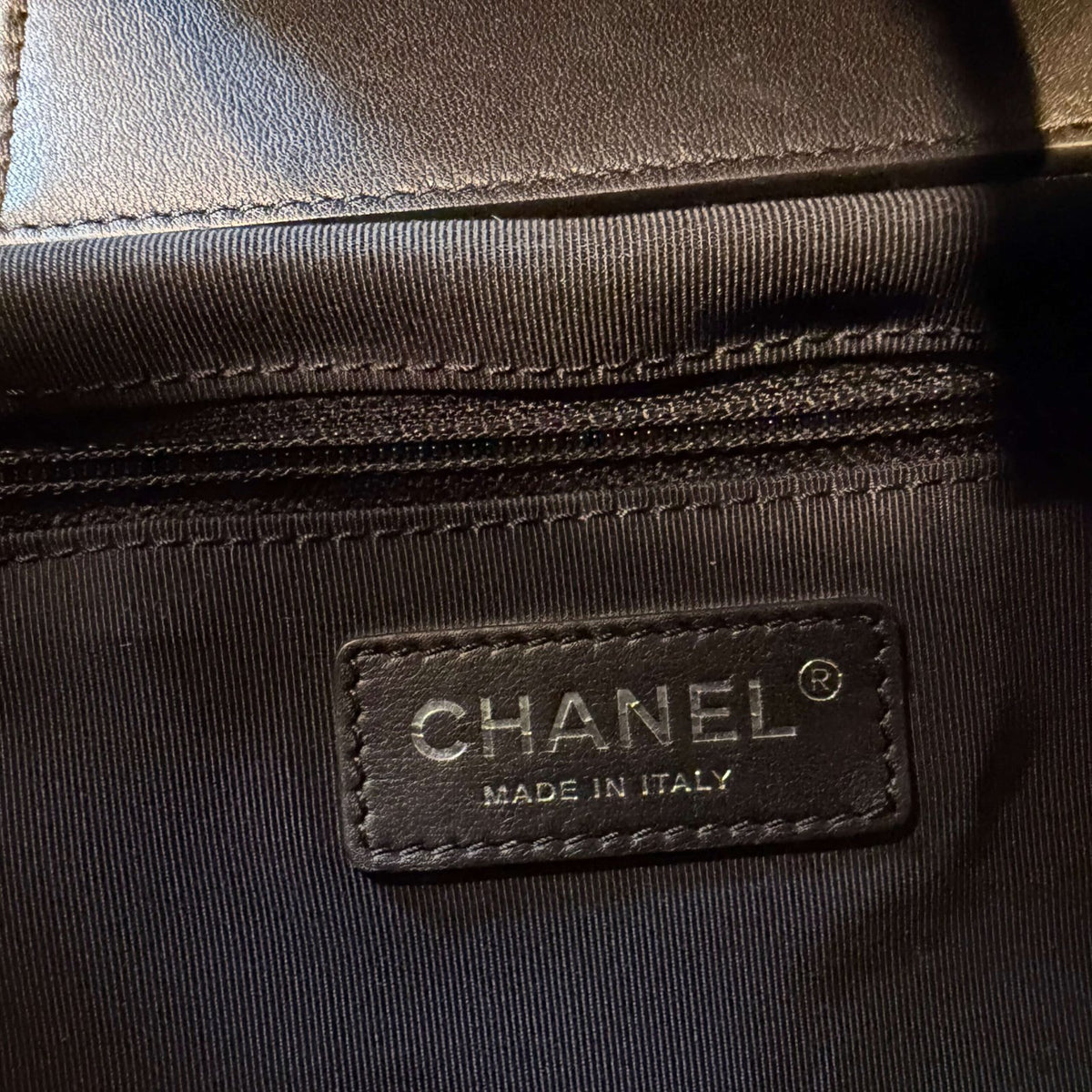 Binnenkant originele Chanel tote bag large