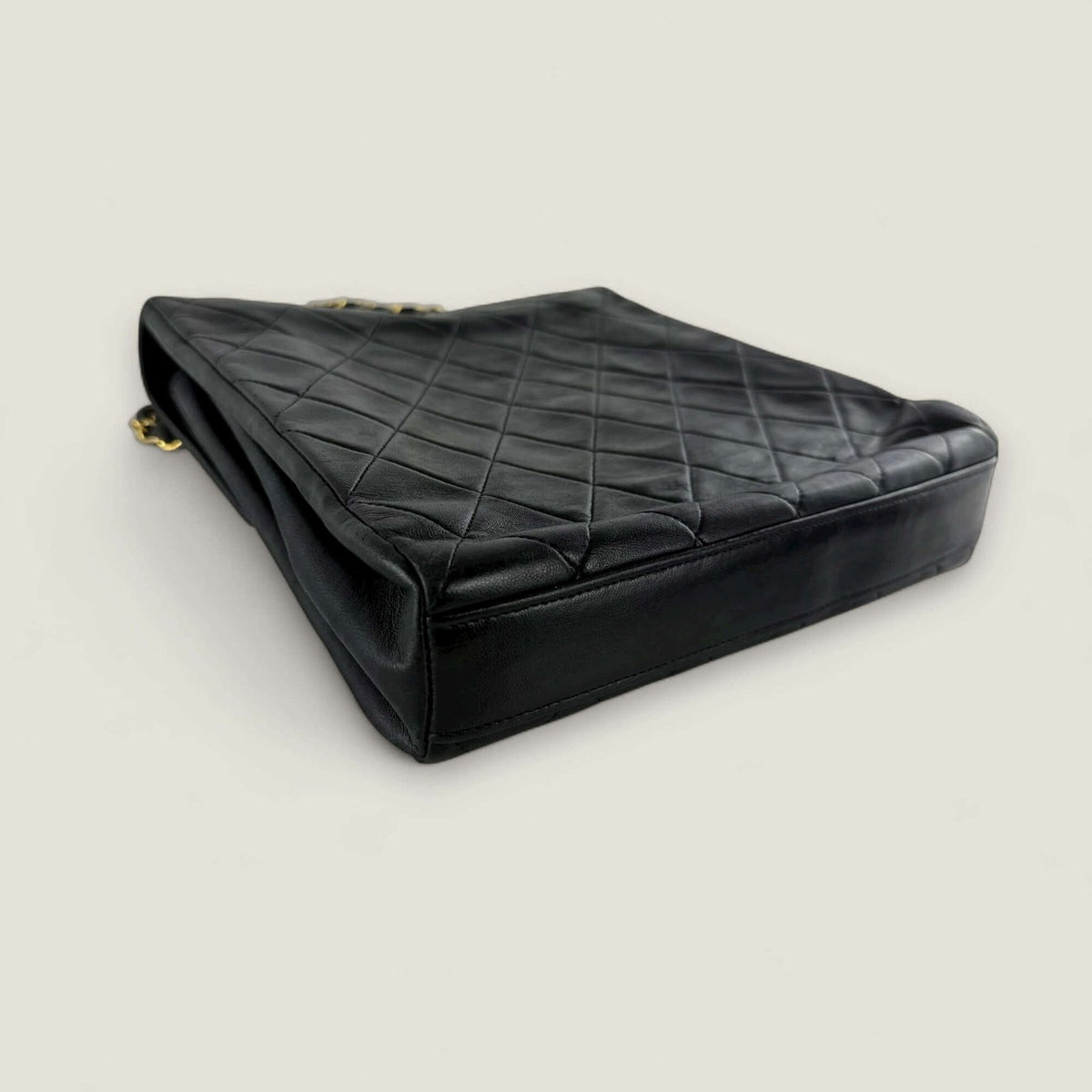 Chanel Quilted shoulder bag dark blue pre-owned