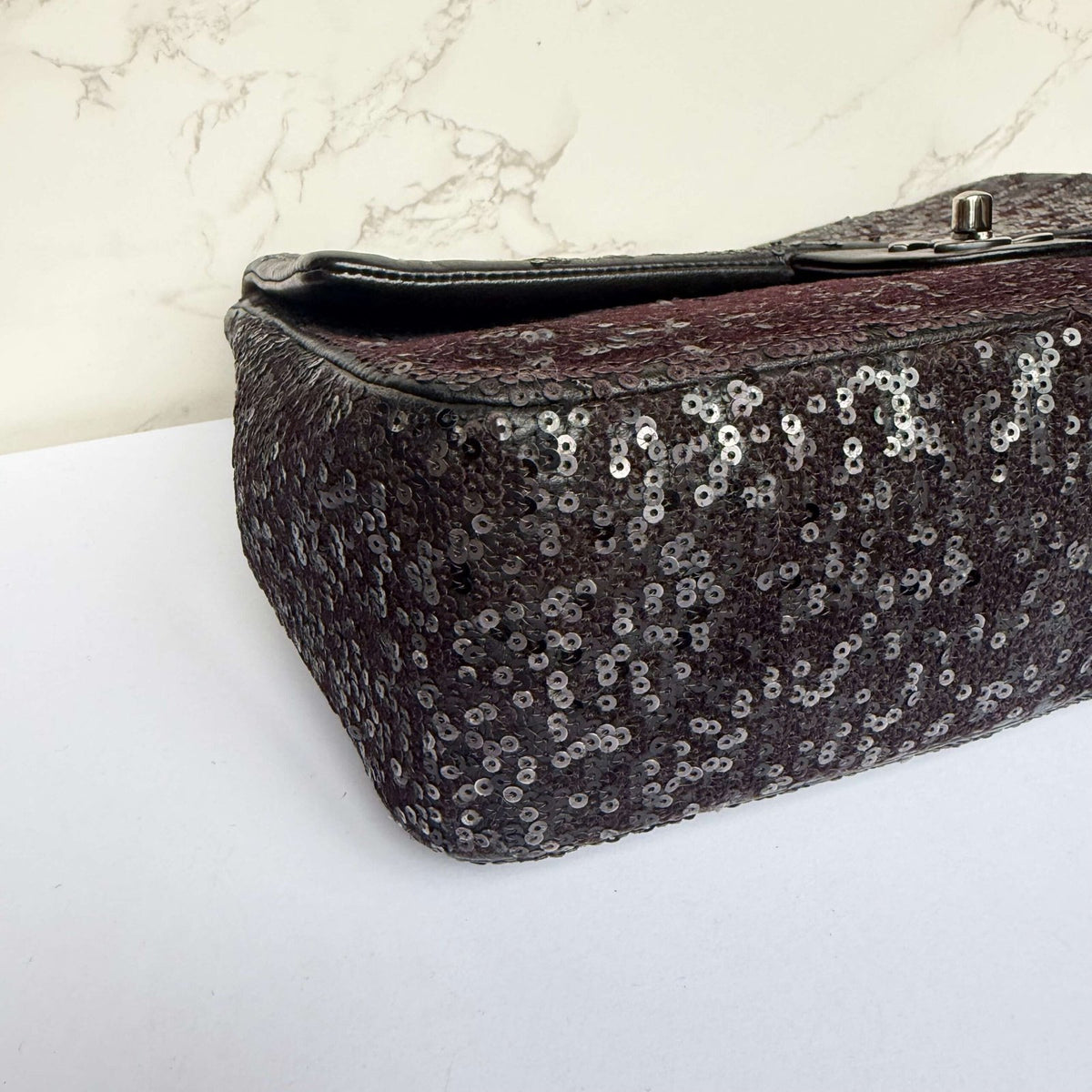 Chanel jumbo crossbody sequins bag corners