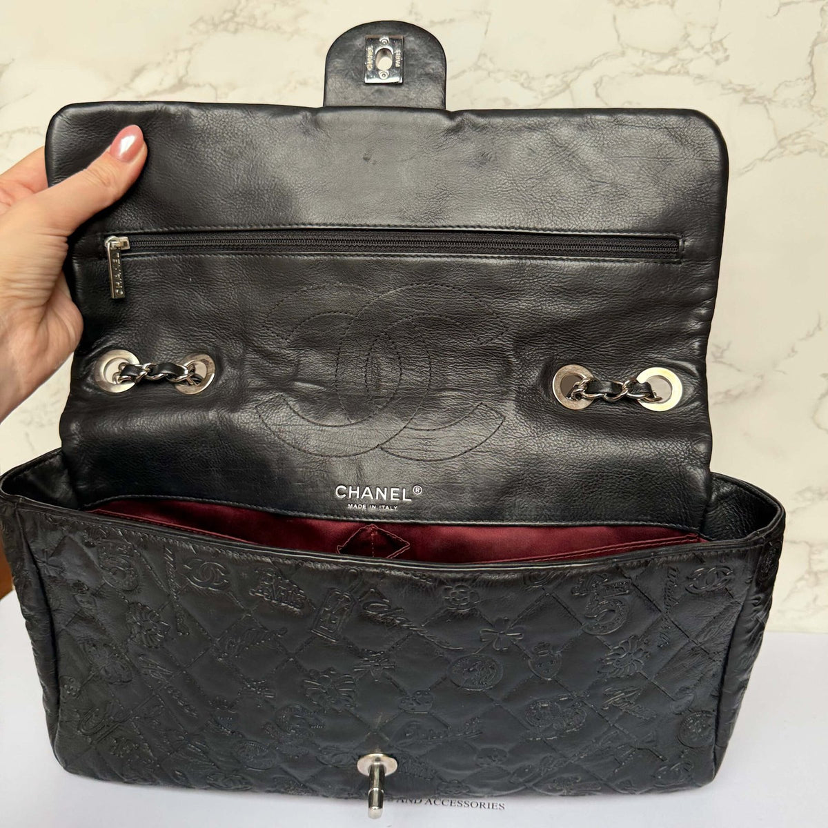 Chanel jumbo lucky symbols bordeaux interior voering