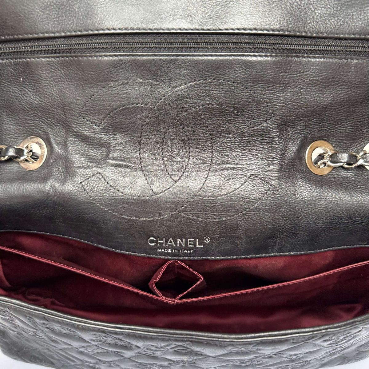 Chanel jumbo lucky symbols pre-owned designer bag