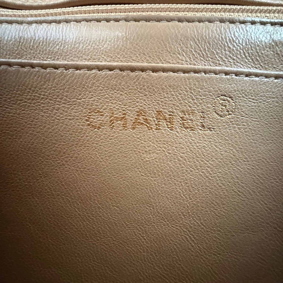 Chanel lambskin flapbag authentic