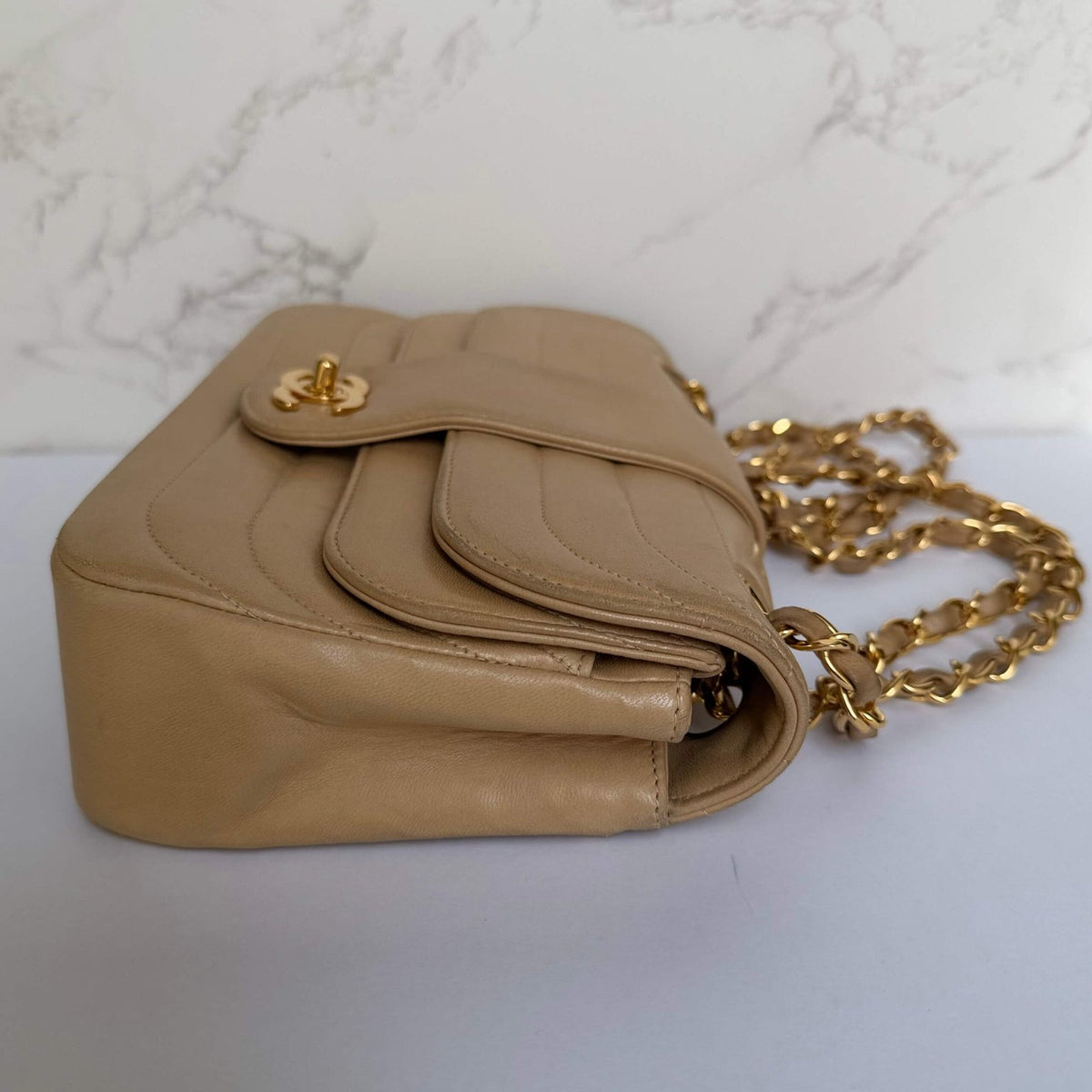 Chanel medium vintage lambskin bag