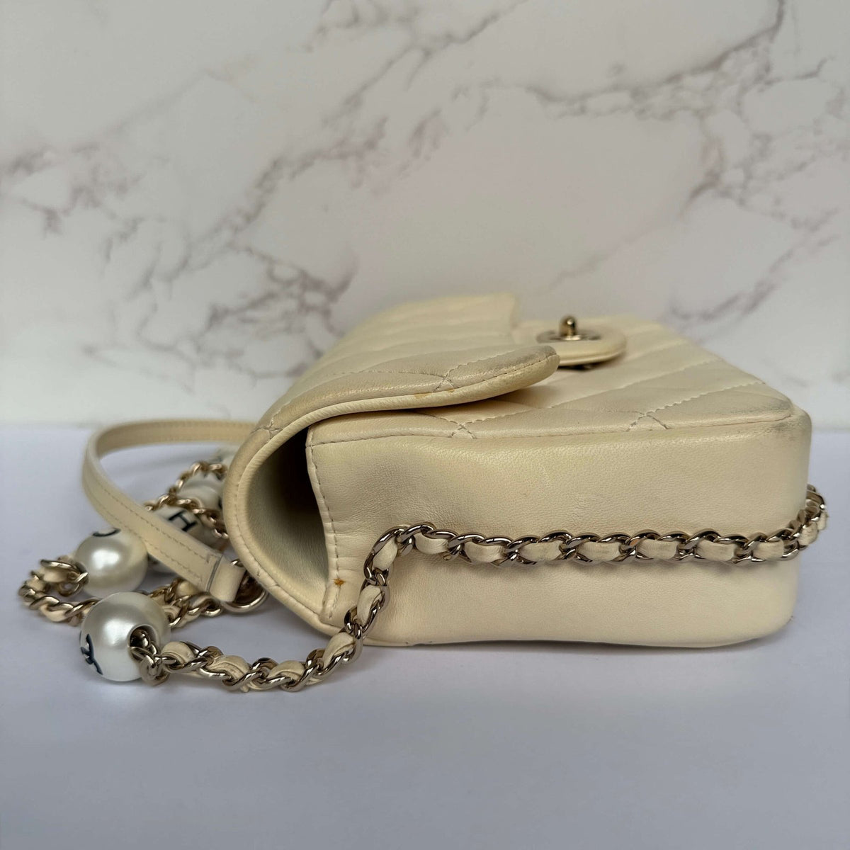 Chanel my precious pearl chain flap beige white lambskin