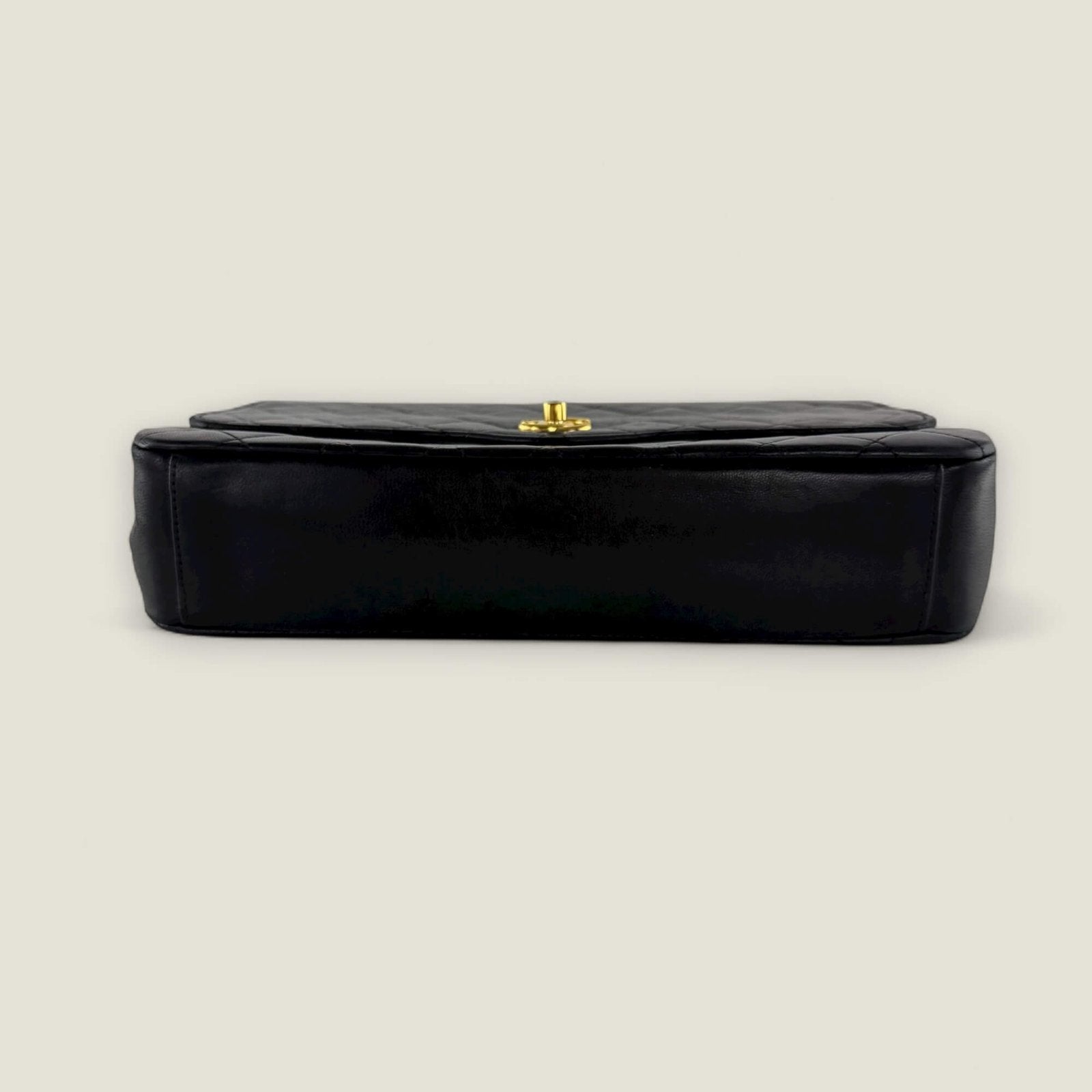 Chanel vintage matelasse single flap bottom