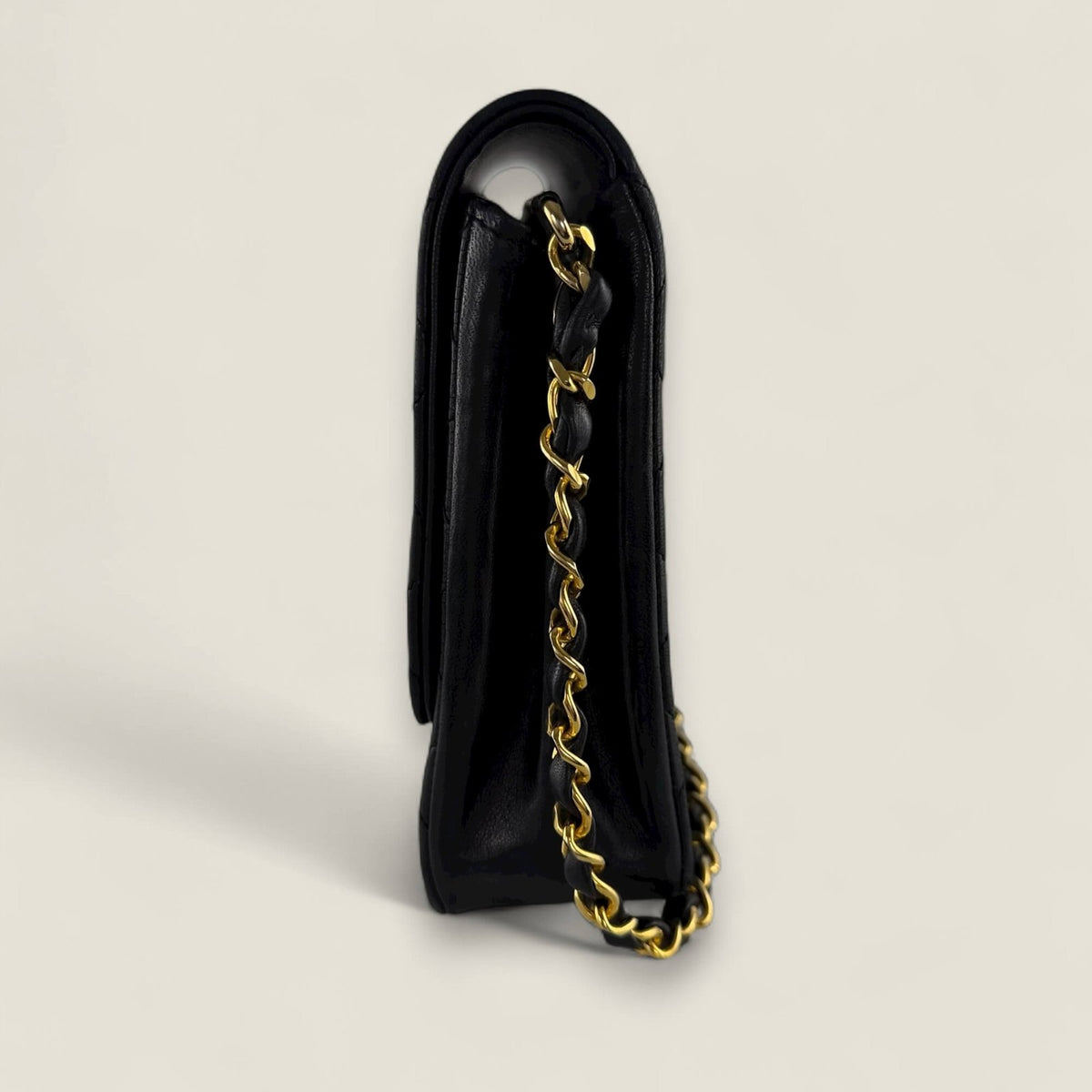 Chanel vintage matelasse single flap side