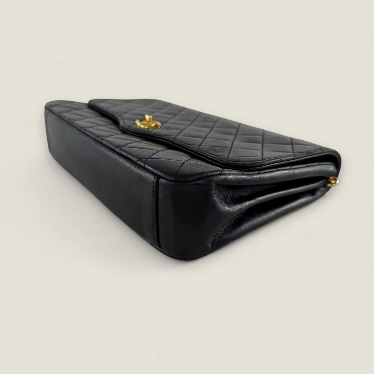 Chanel vintage matelasse single flap black leather
