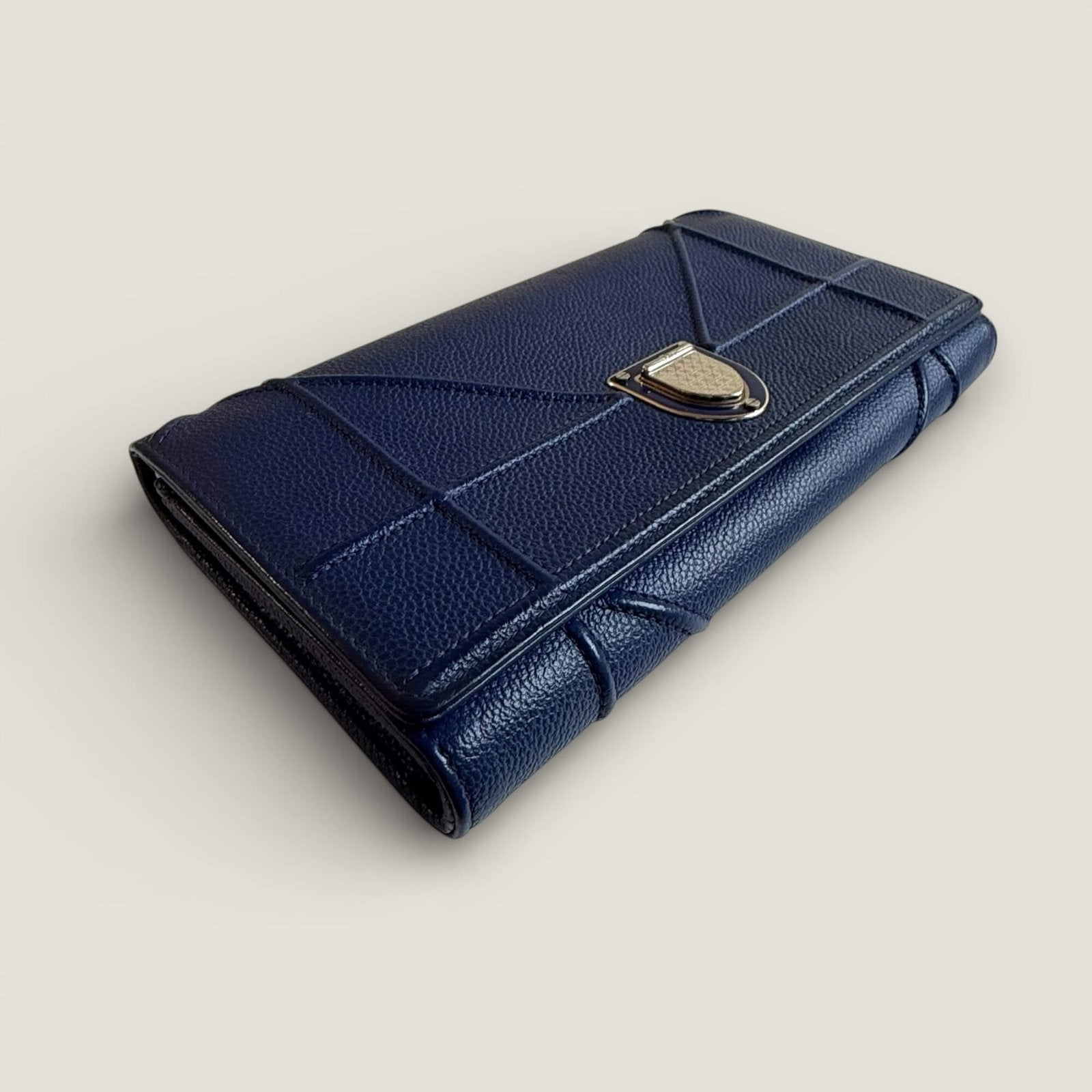 Dior Diorama Croisiere WOC detail leather texture blue