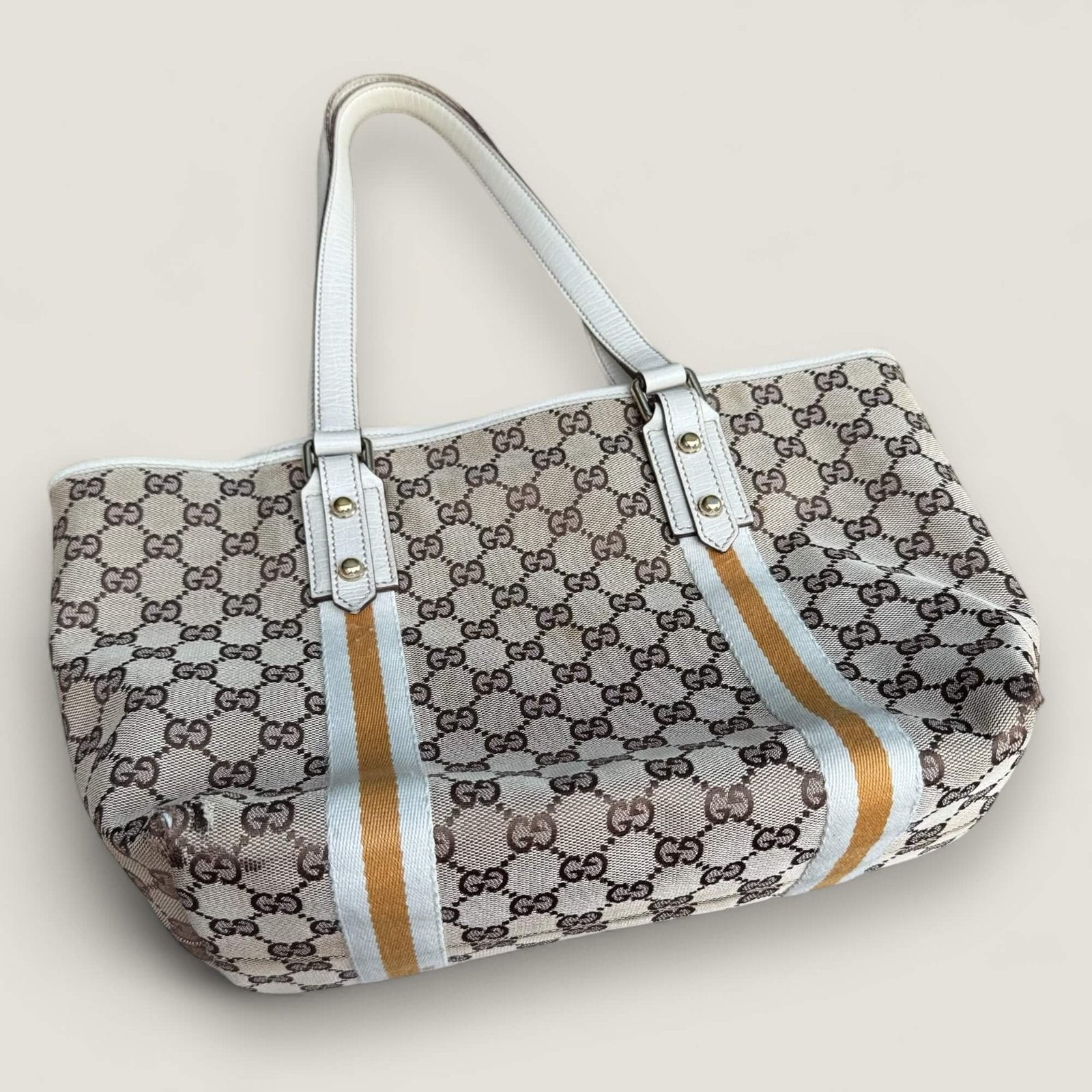 Gucci Sherry Toad vintage bag front