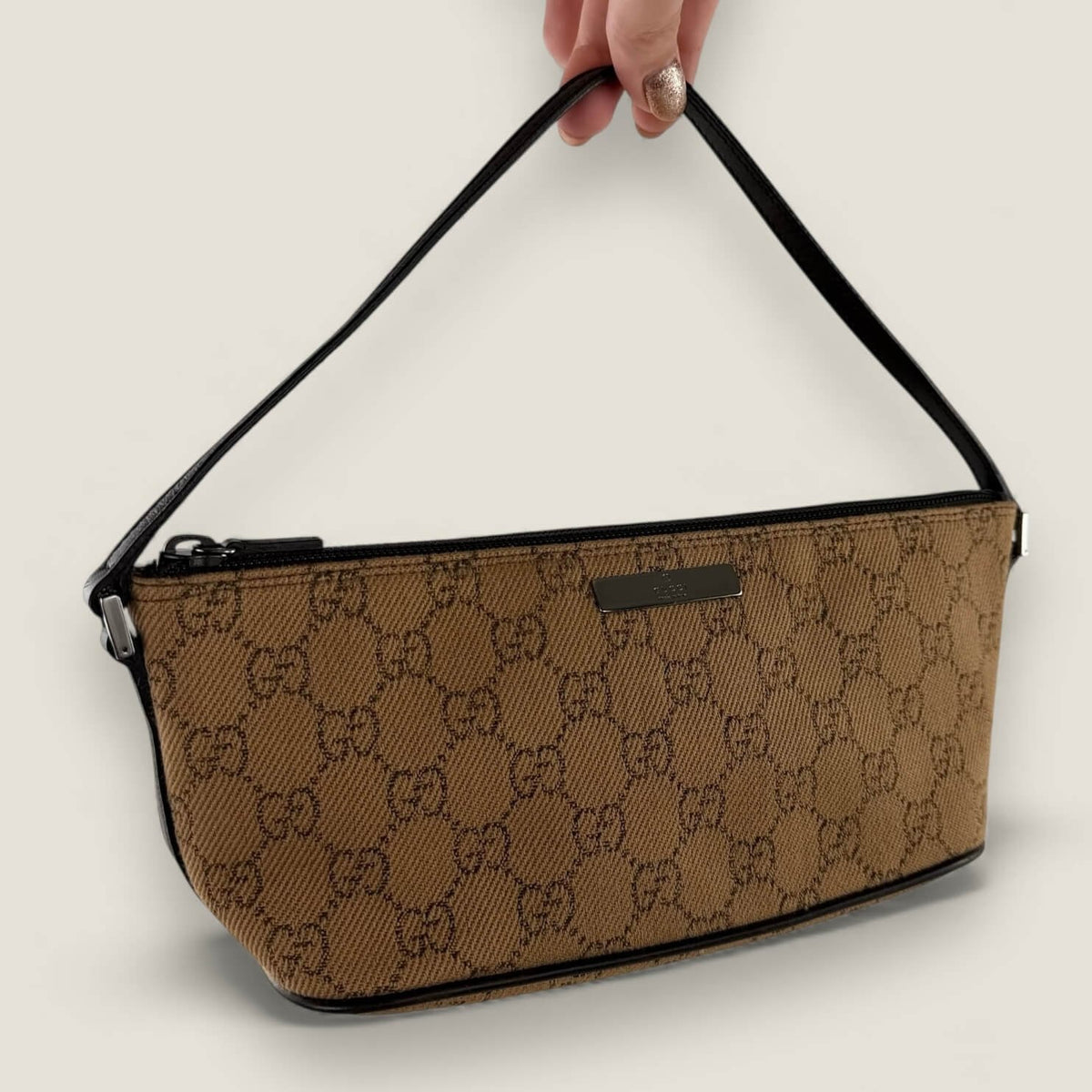Gucci boat bag compact designer bag
